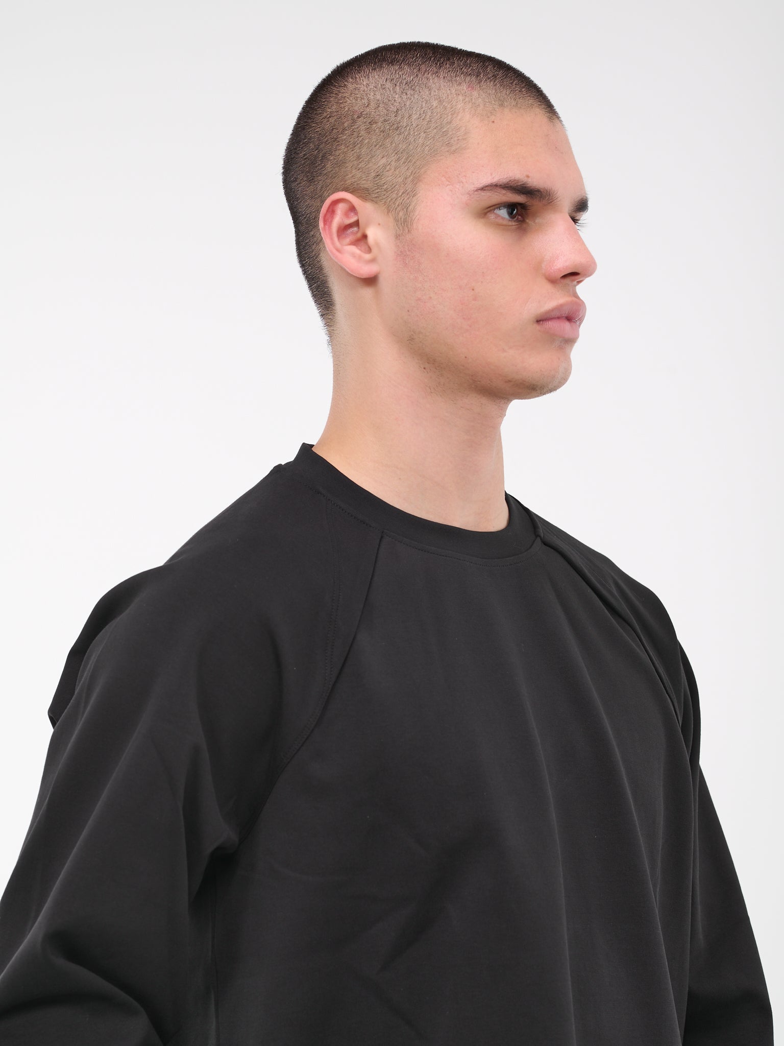 Trapa Tee (T02A-BLACK)