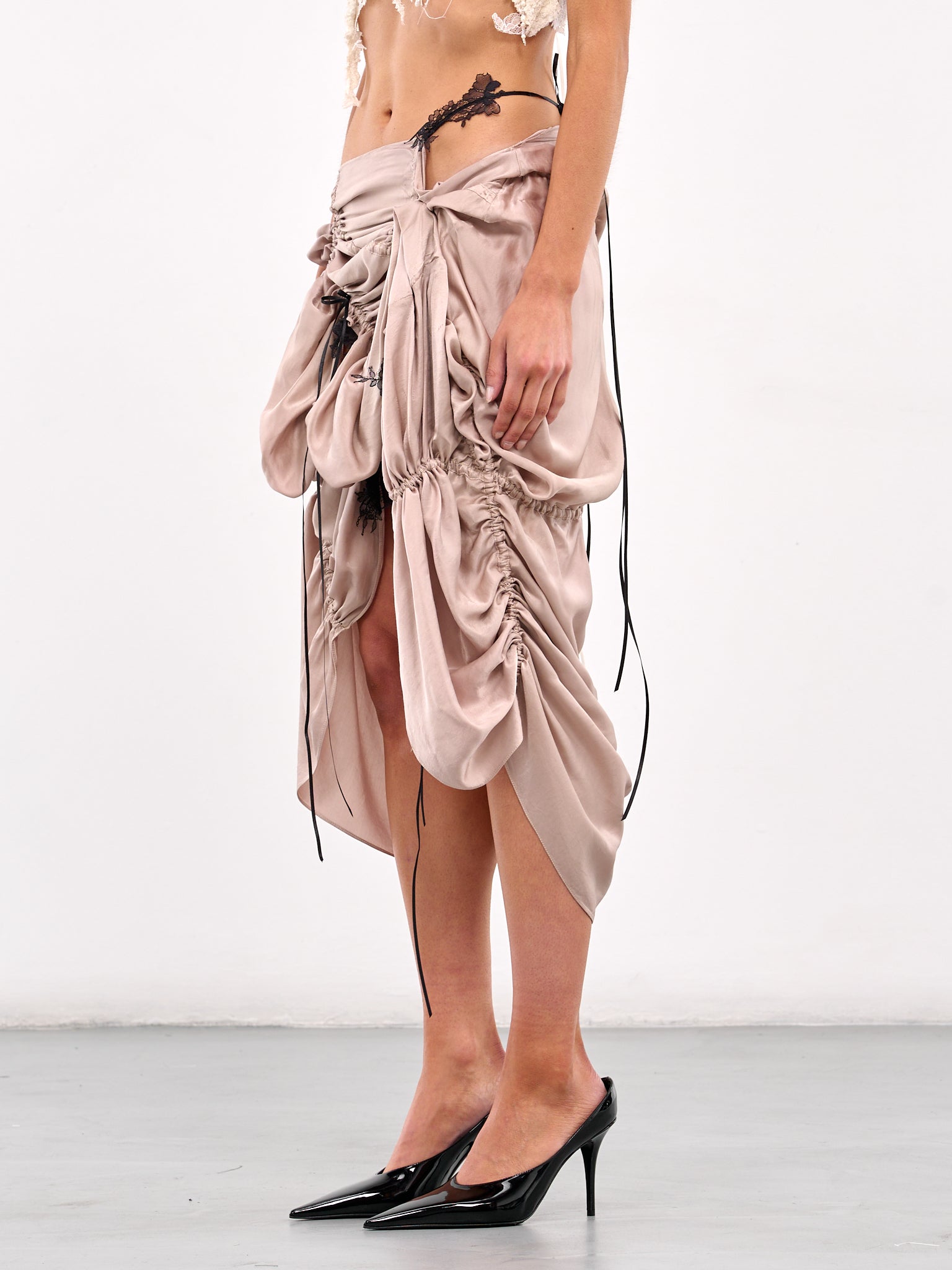'To Love, That Burns Within' Skirt (TO-LOVE-THAT-BURNS-WITHIN-NUDE)