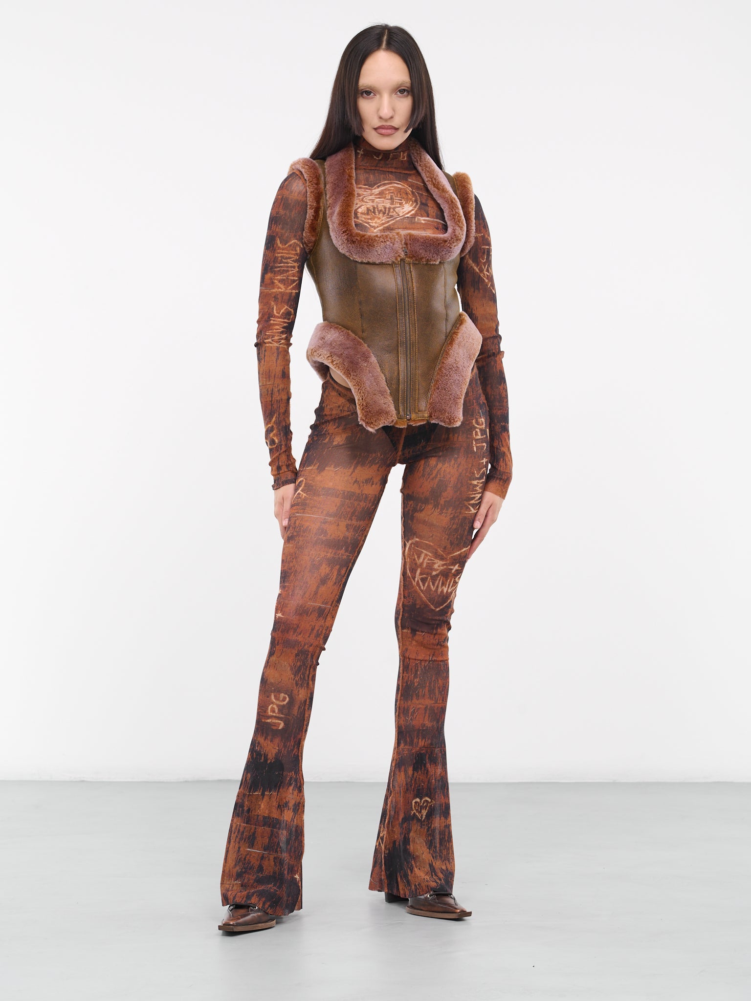 KNWLS Scratch Wood Top (TO093-T534-6003-BROWN-ECRU)