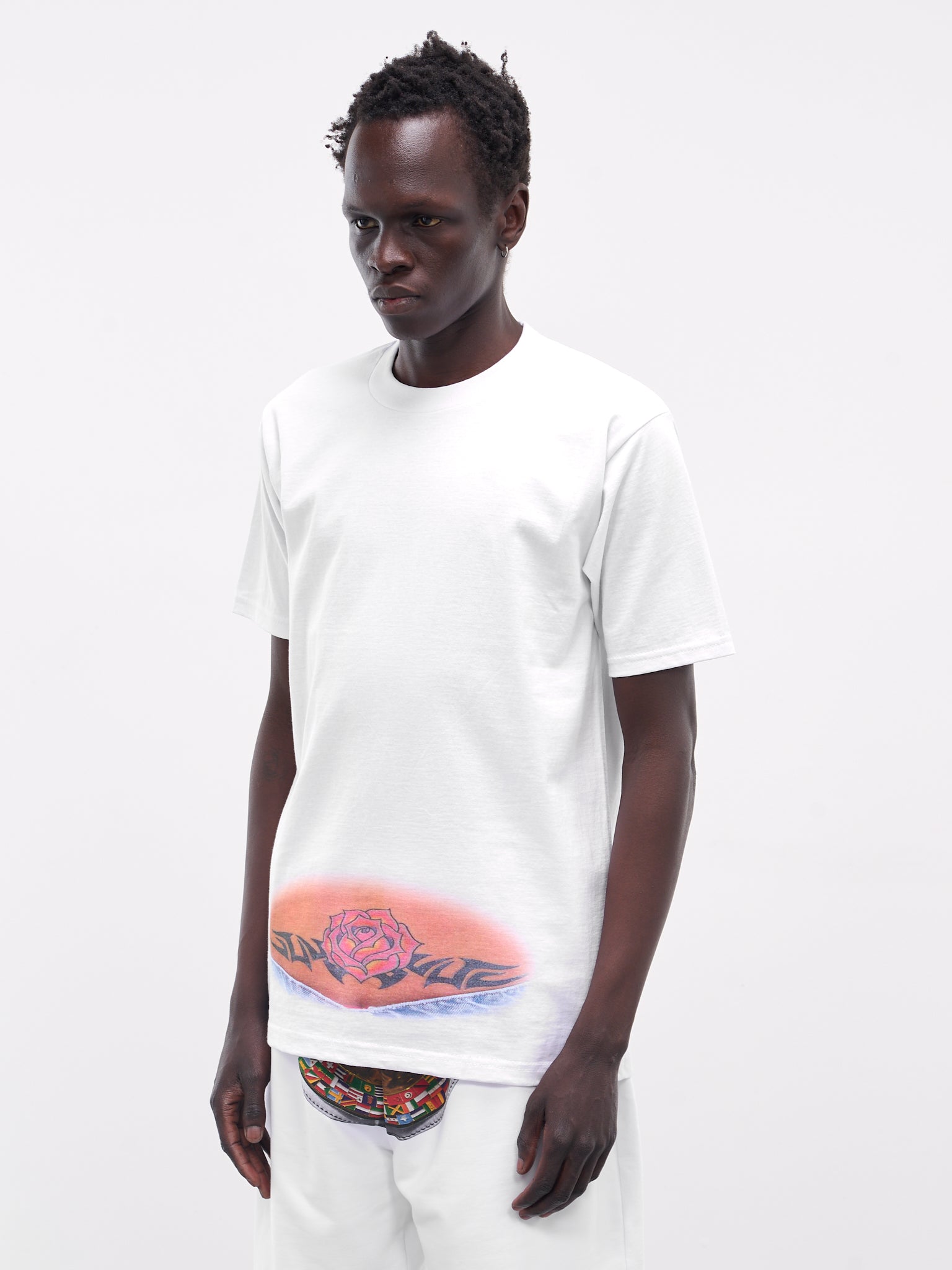 LA MASKARADE Tramp Stamp Graphic Tee | H.Lorenzo - side