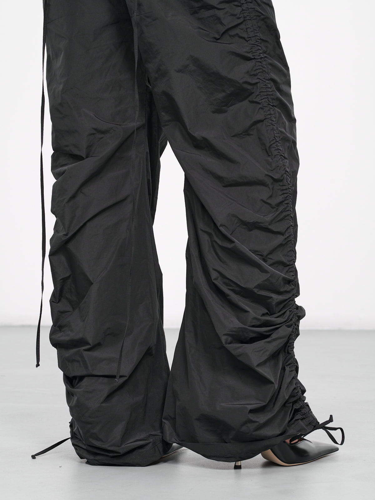 Gathered Trousers (TRO02BL-BLACK)