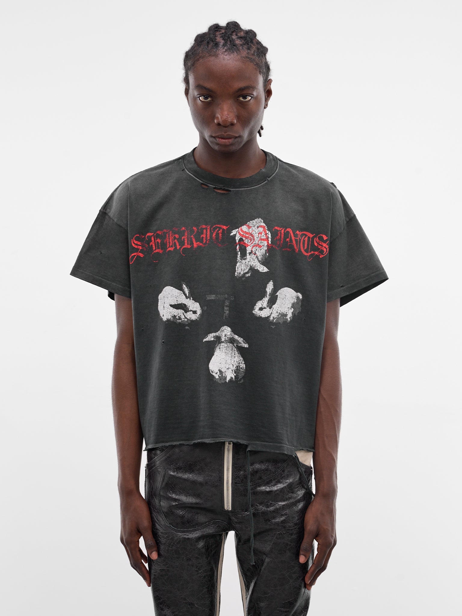 Distressed Boxy Iron Bunny T-Shirt (TS04-VINTAGE-BLACK)