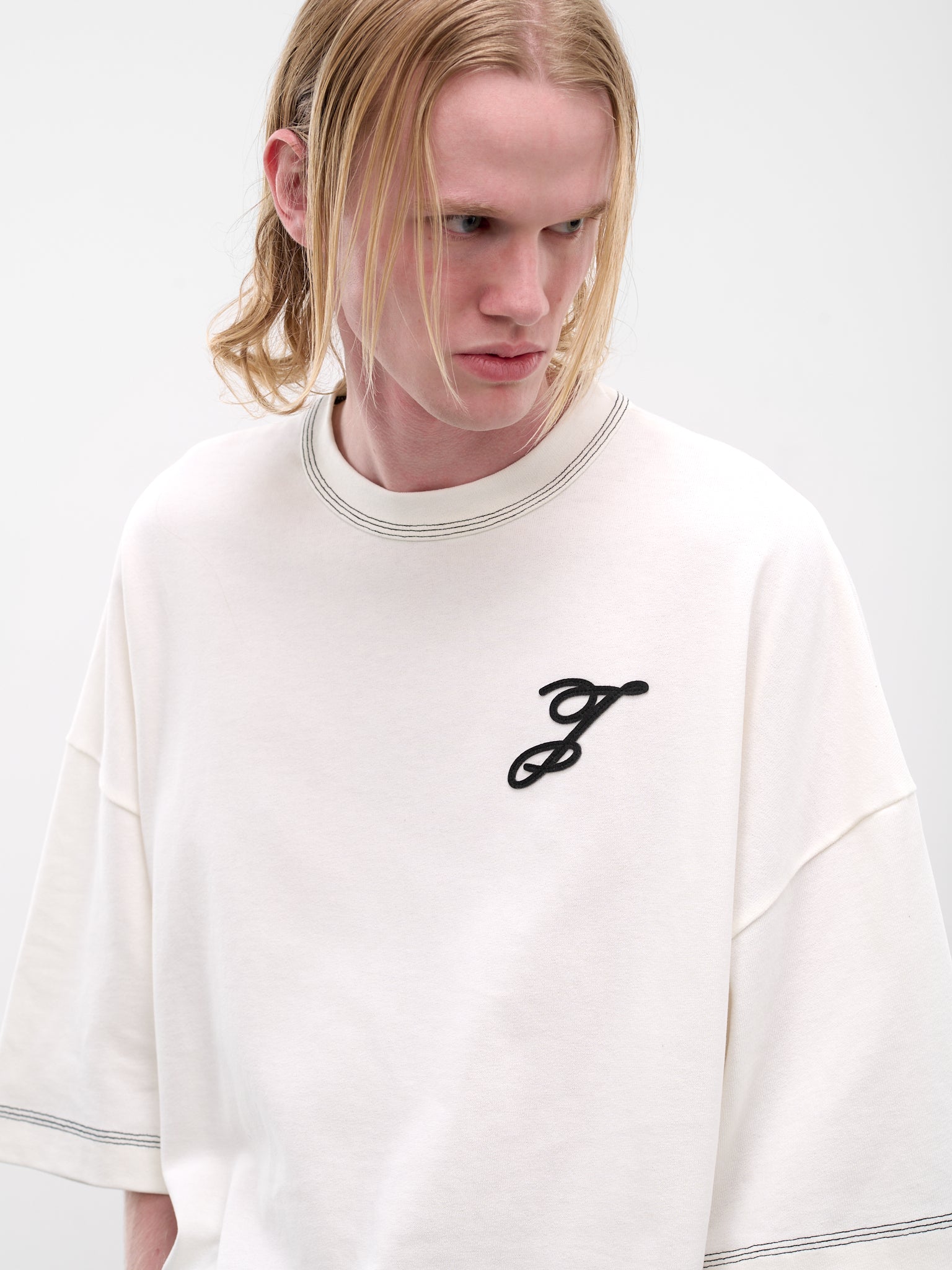 White Oversized Boxy Logo Tee (TSM00601AJ00226-OFF-WHITE)