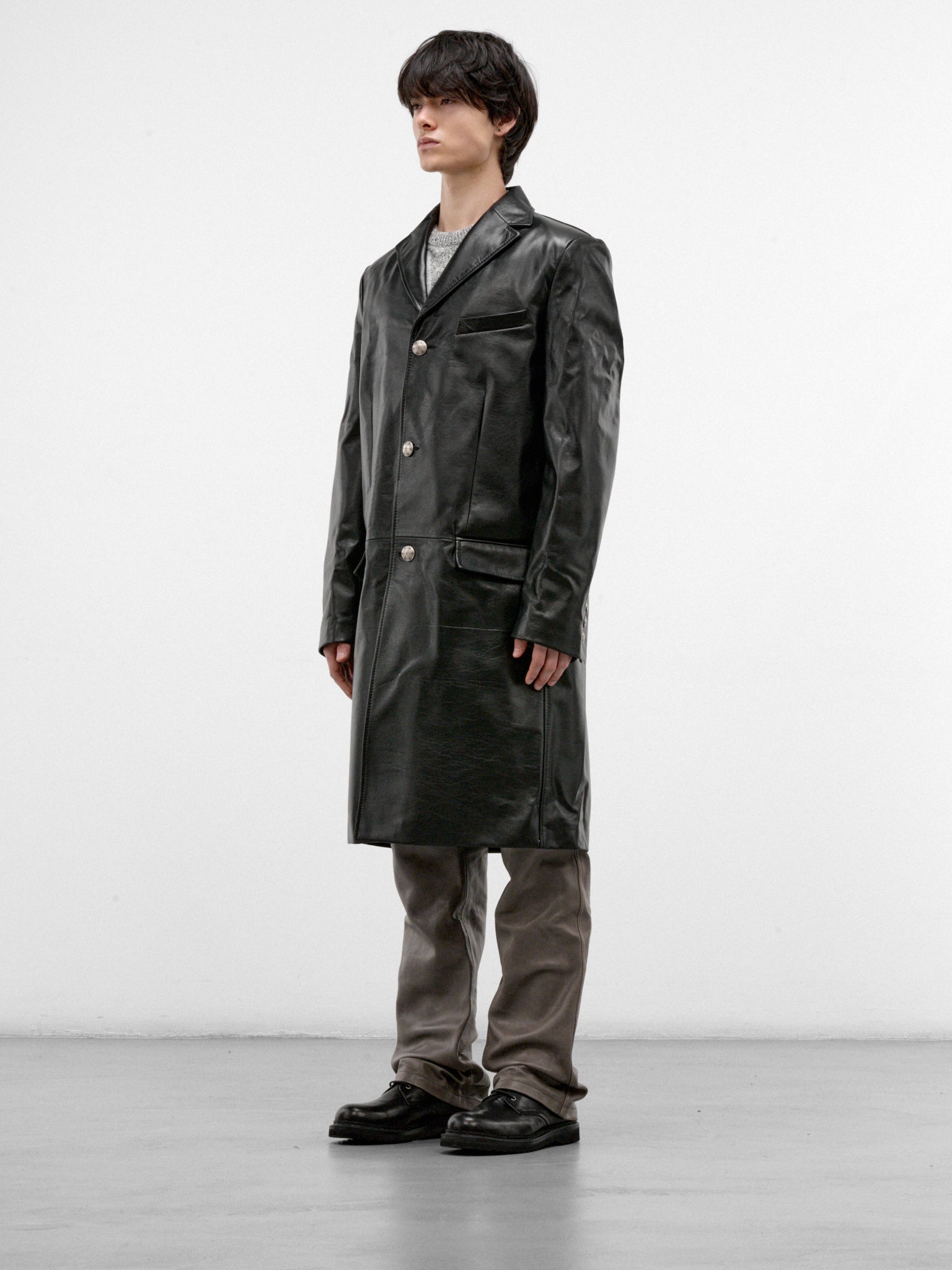 Black Leather Single-Breasted Coat (TUMY0163U0-ULV899-BLACK)