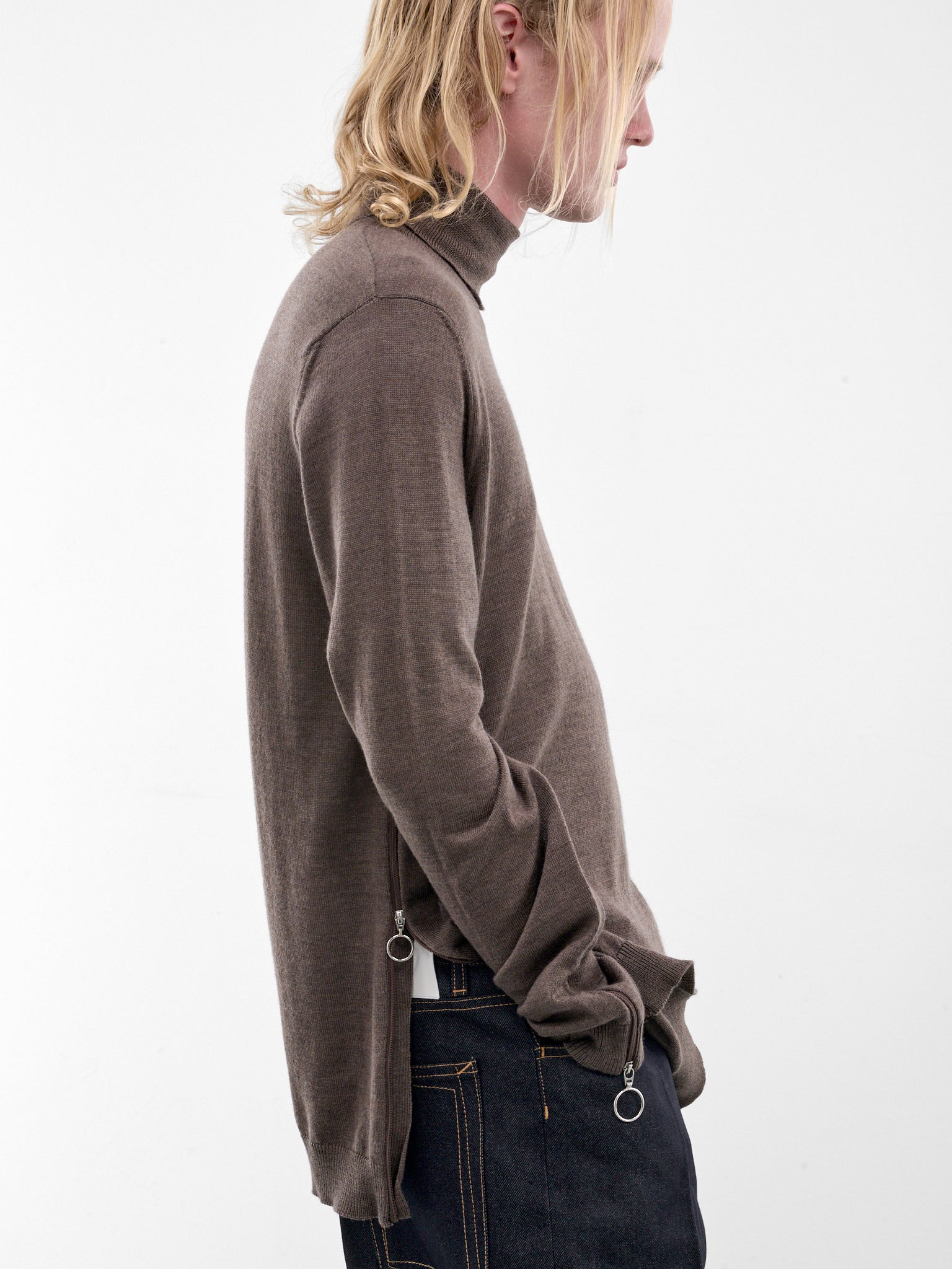 Brown Zip Vent Knit Turtleneck (U252-Y011-W043-BROWN)