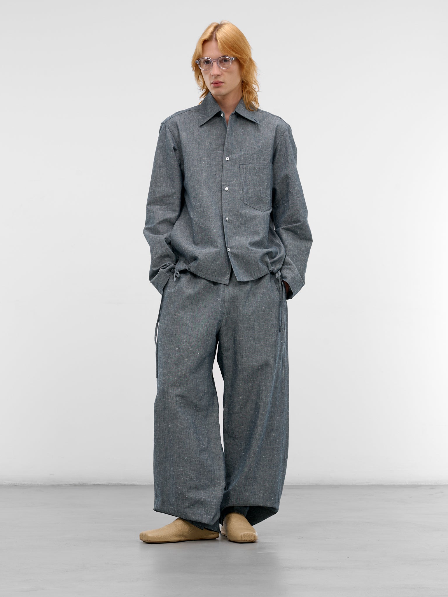 Indigo Paper Chambray Shirt (U261-H043-C019-INDIGO)