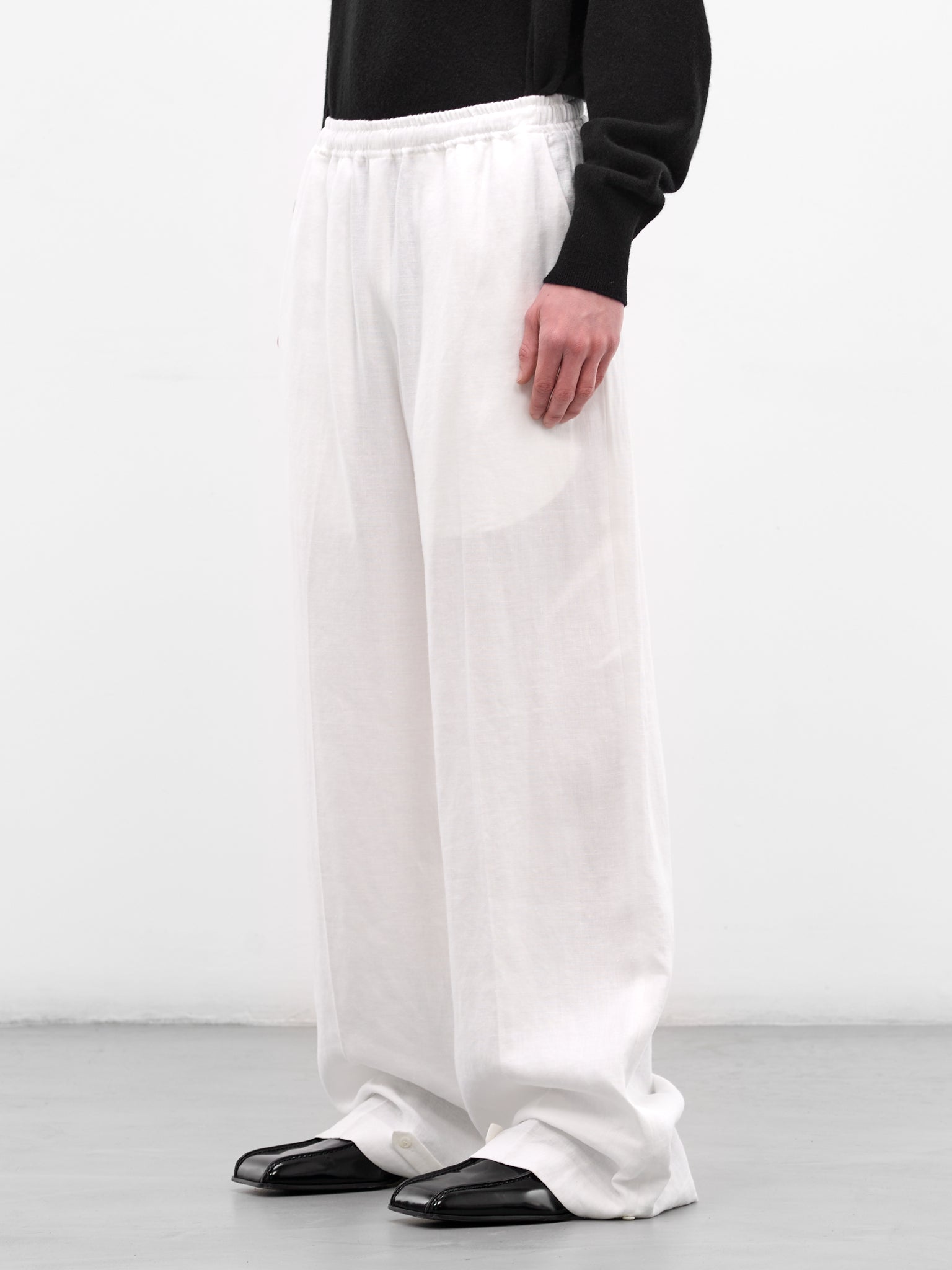 White Hemp Baggy Trousers (U261-P048-L011-WHITE)