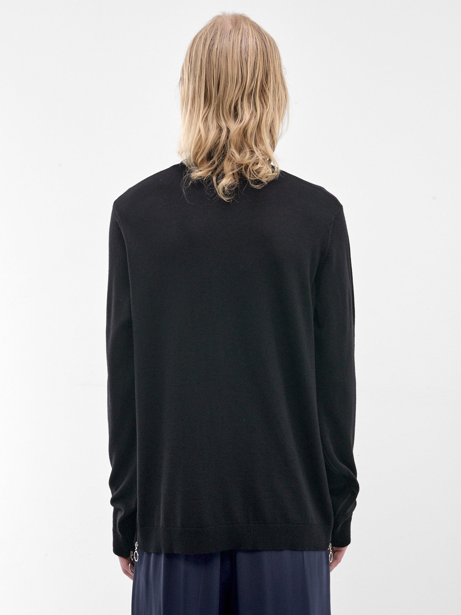 Black Zip Vent Knit Turtleneck (U252-Y011-W043-BLACK)