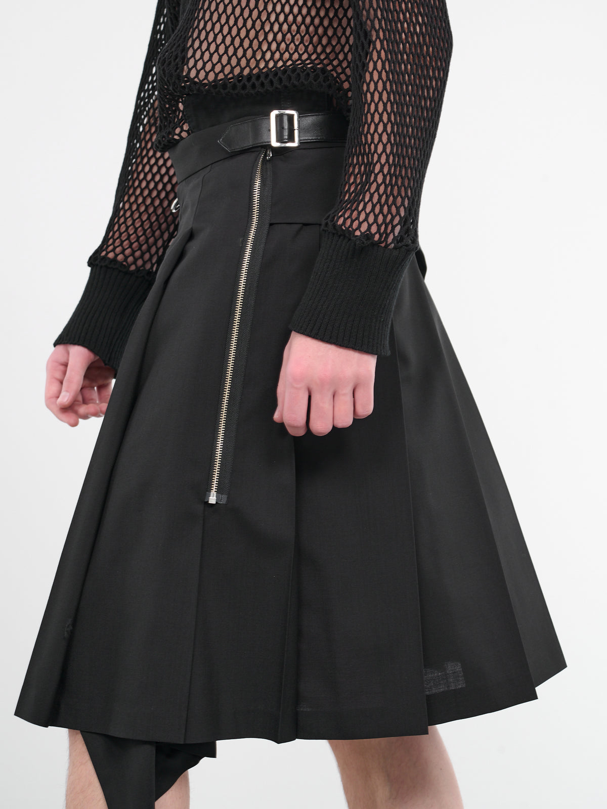Pleated Layered Skirt (UC1D4601-BLACK)