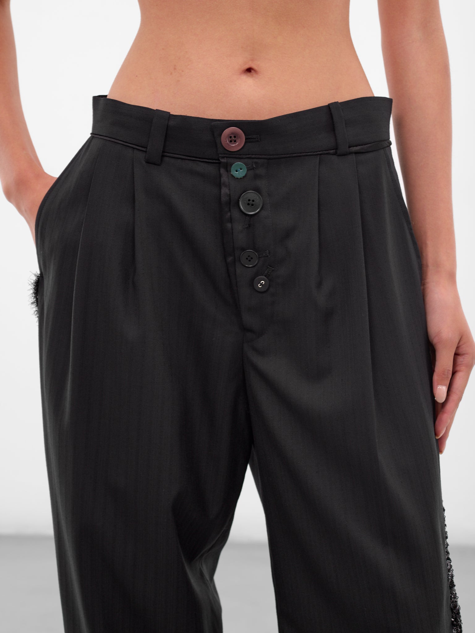 Black Pleated Wool Trousers (UC2E1509-1-BLACK)