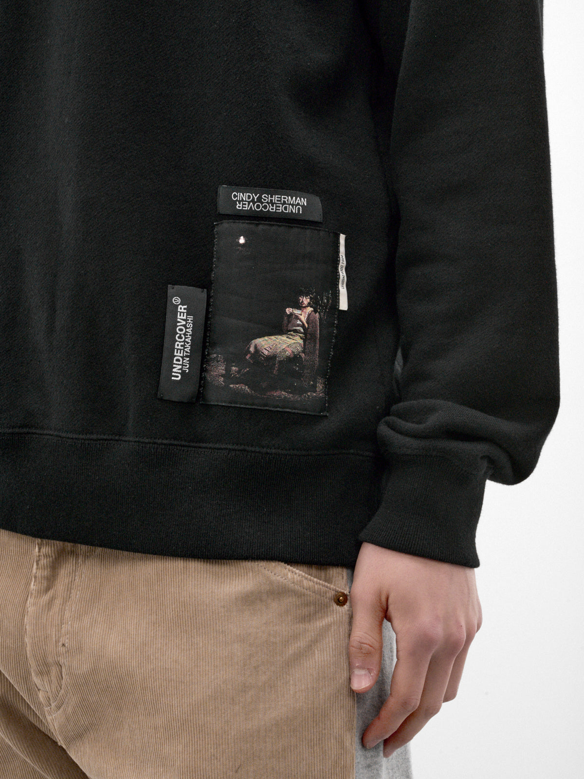 Black Cotton Cindy Sherman Sweatshirt (UC2F4812-BLACK)