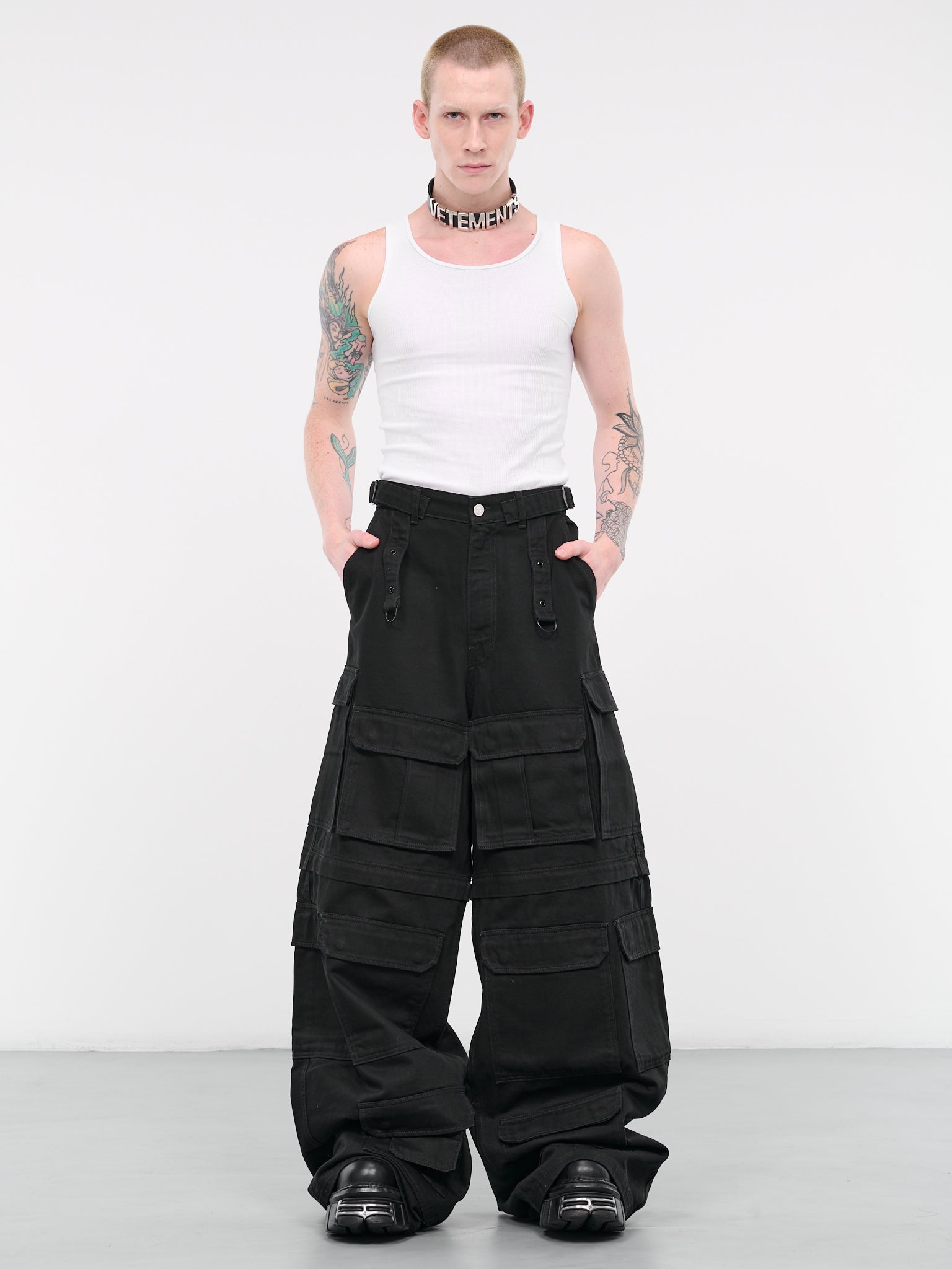Transforming Cargo Pants (UE54PA180B-1505-BLACK)