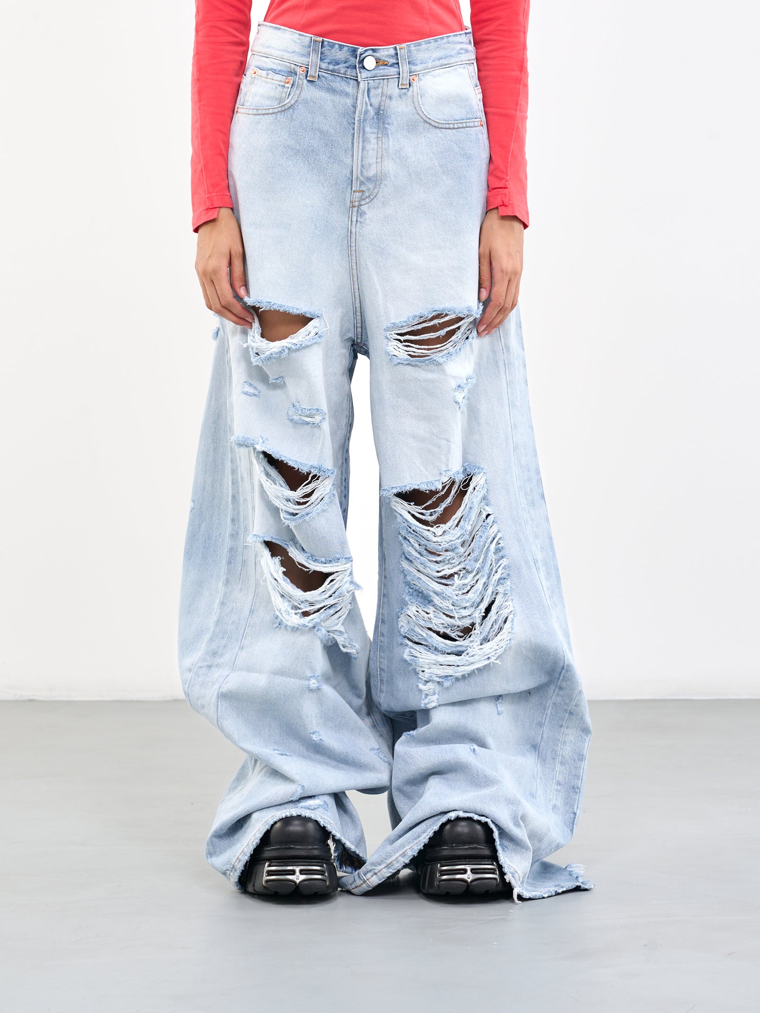 VETEMENTS Destroyed Jeans | H.Lorenzo - front