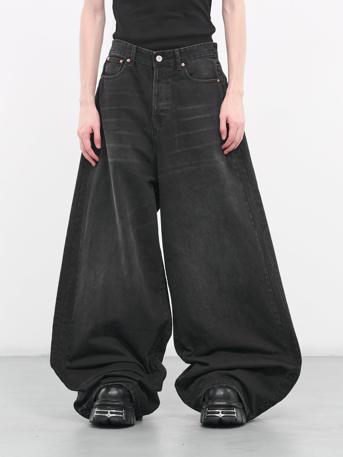 Big Shape Jeans (UE64PA140B-BLACK)