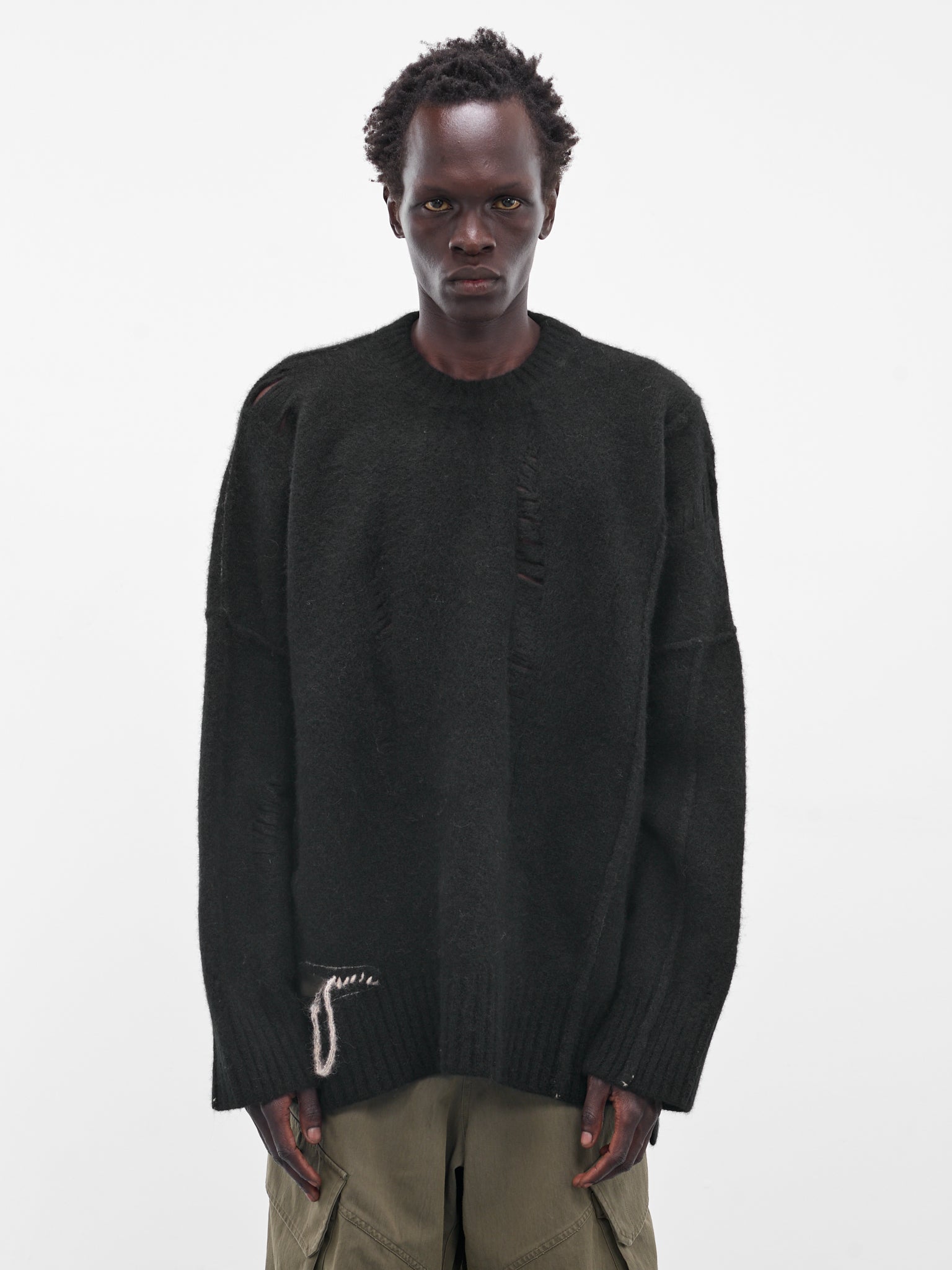 Black Distressed Knit Sweater (UK04F25-BLACK)