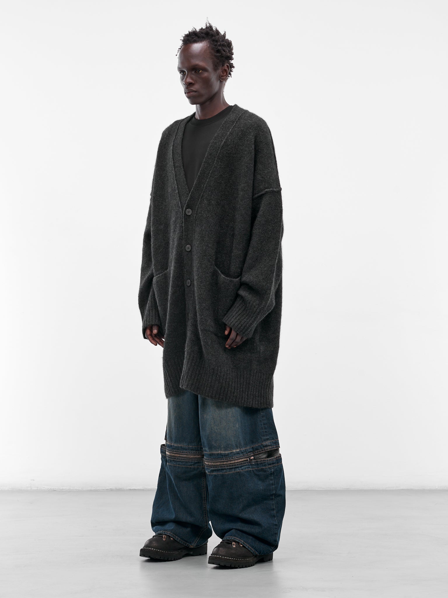 Gray Yak Knit Oversized Cardigan (UK06F25-GRAPHITE)