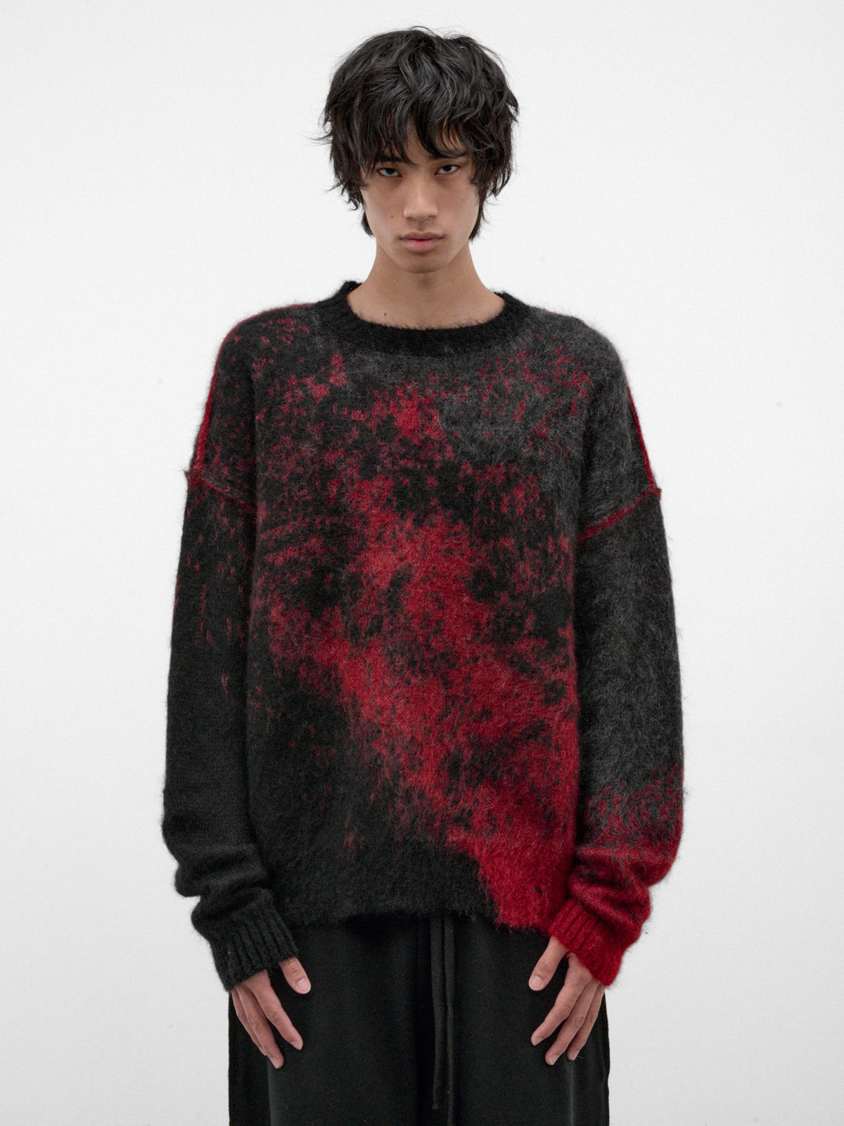 Abstract Knit Crewneck Sweater (UK31F26-BLACK-RED)