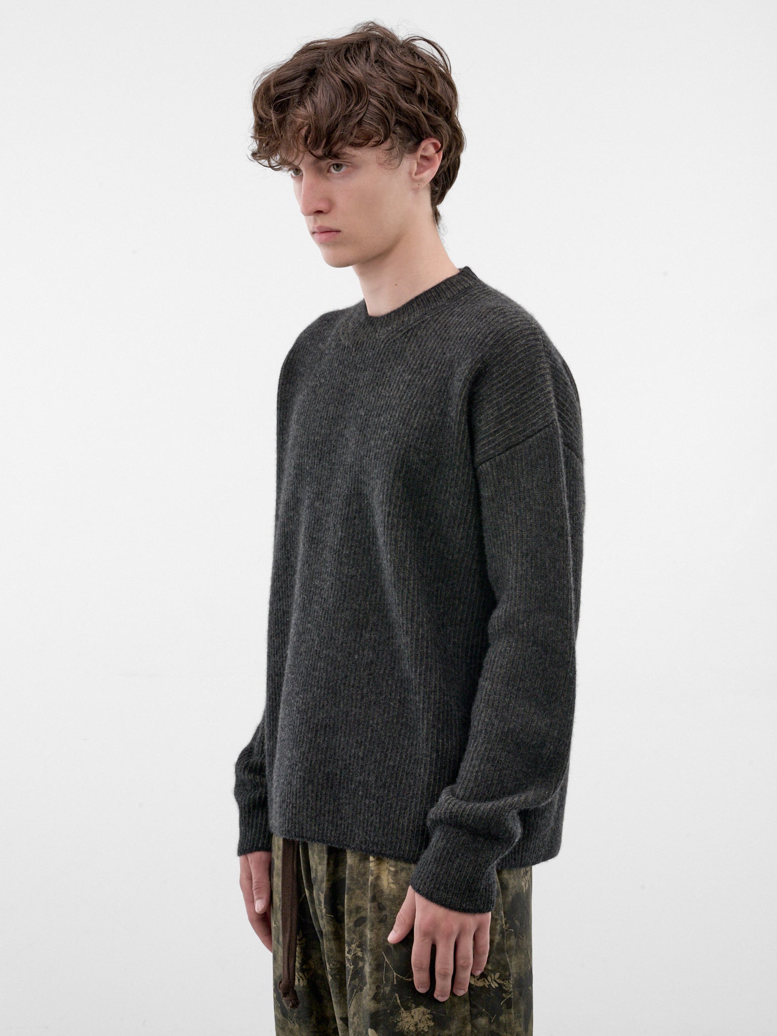 Gray Rib-Knit Cashmere Sweater (UK7552--GREY-GREEN)