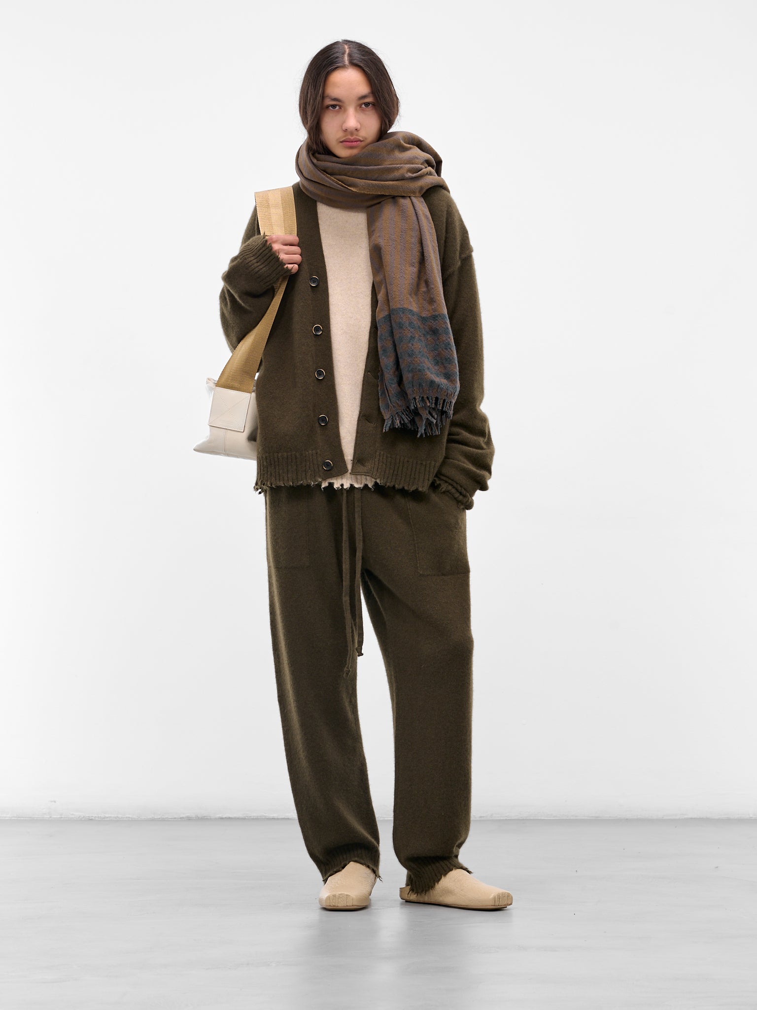Green Cashmere Distressed Knit Cardigan (UK7557-UW480-ARMY-GREEN)