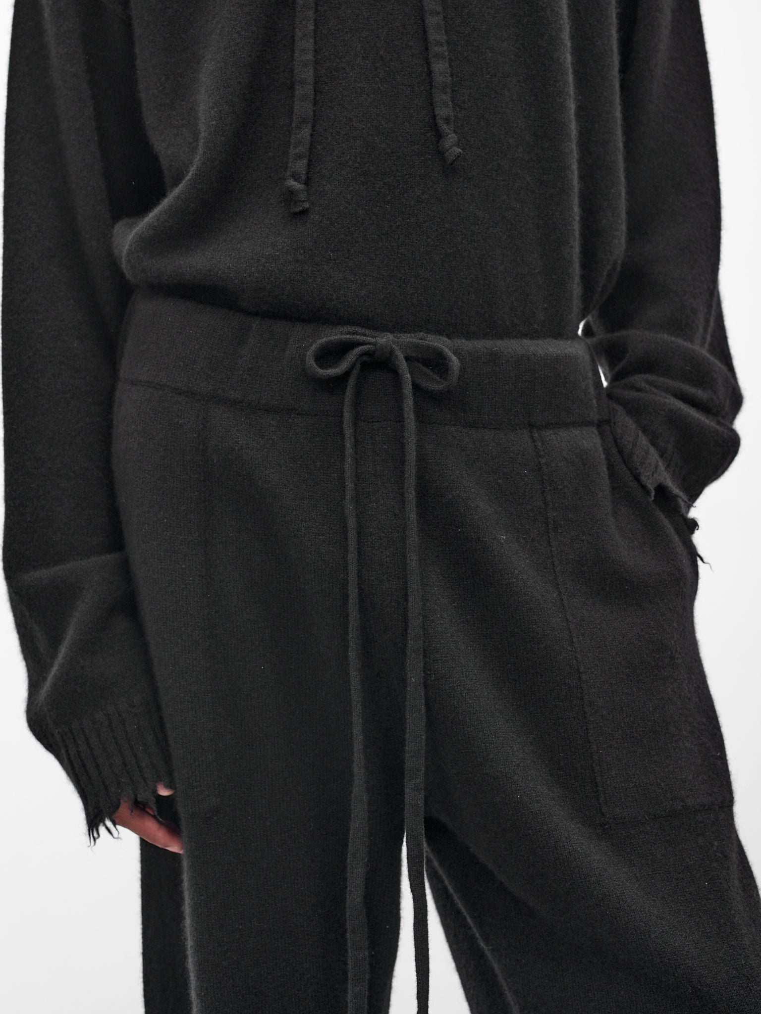 Black Cashmere Knit Trousers (UK7558-UW900-BLACK)