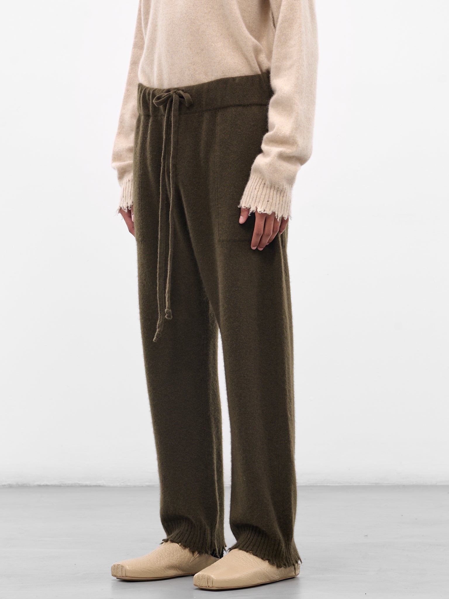 Army Green Cashmere Knit Trousers (UK7558-UW480-ARMY-GREEN)