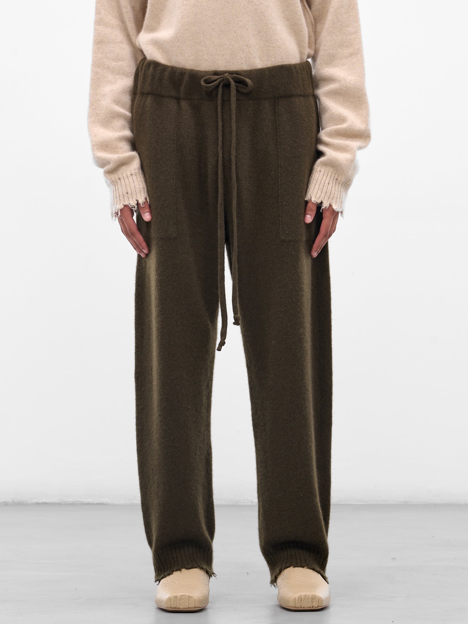 Army Green Cashmere Knit Trousers (UK7558-UW480-ARMY-GREEN)