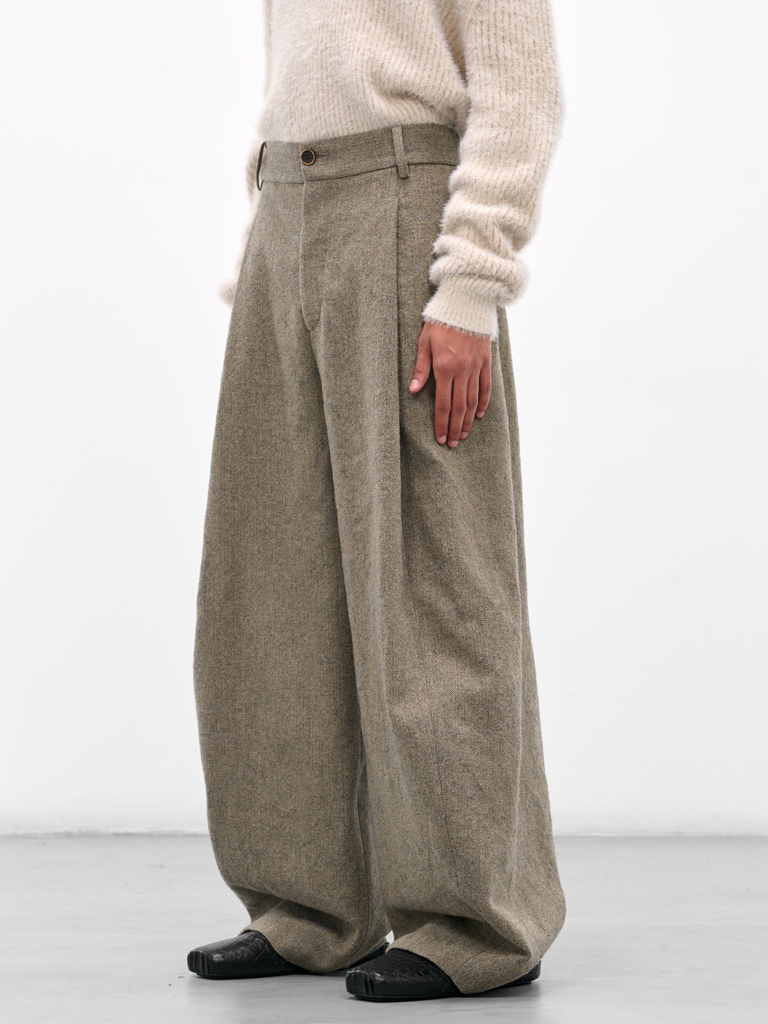 Paw Herringbone Wide Tailored Trousers (UM3501-UW091-BLACK-WHITE)