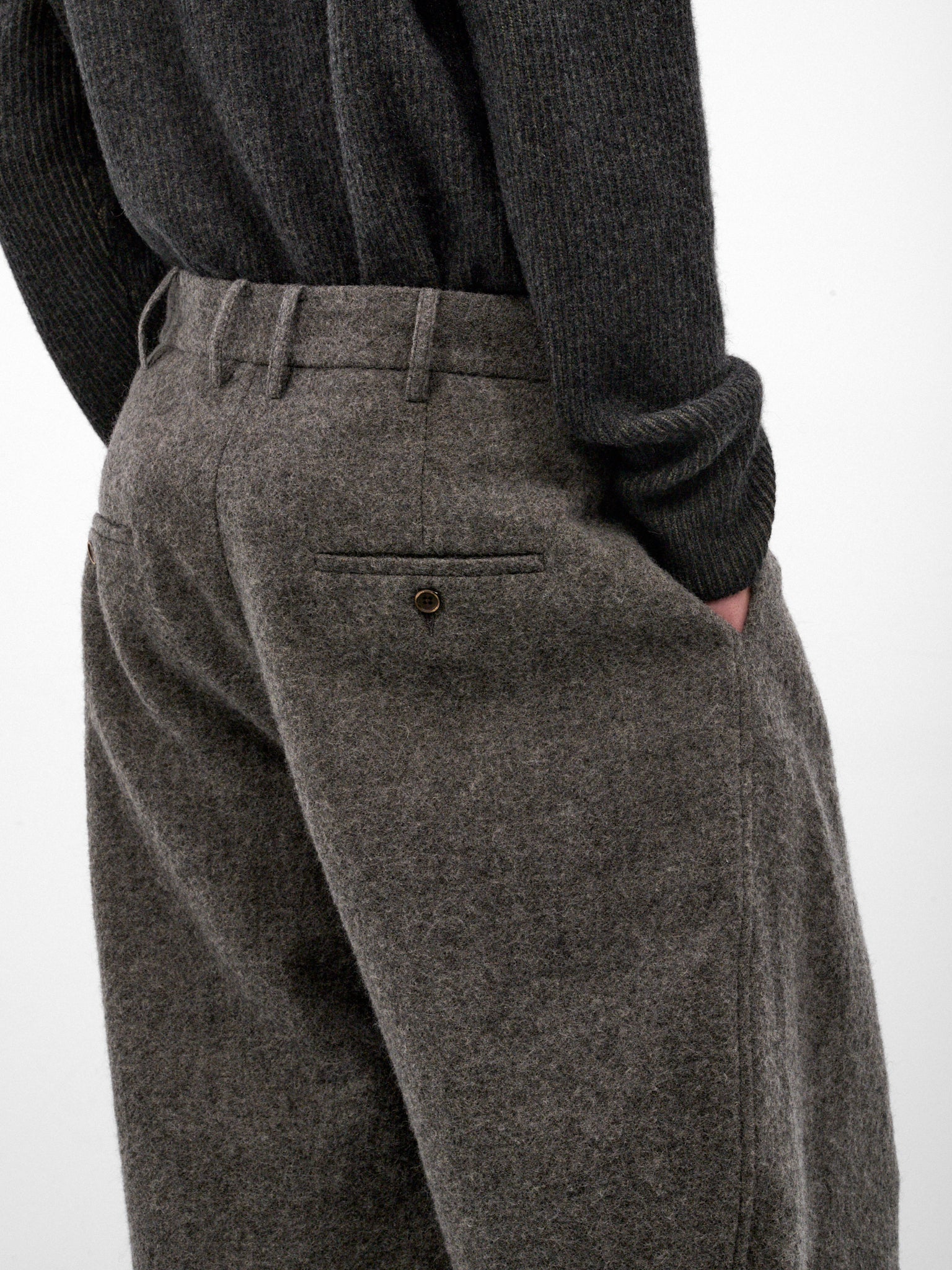 Gray Pleated Wide Leg Trousers (UM3521-GREY)