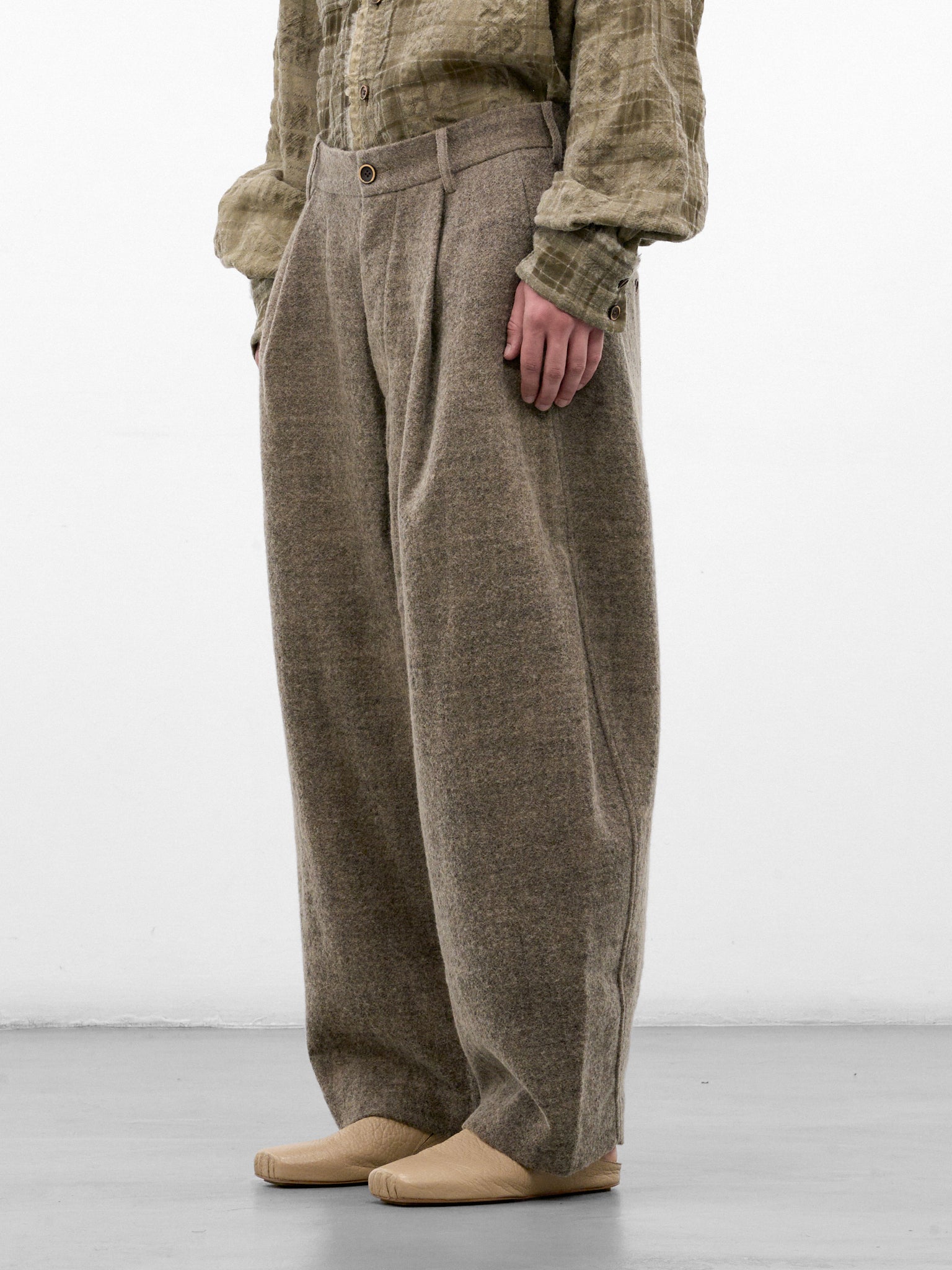 Tan Pleated Wide Leg Trousers (UM3521-TAN)