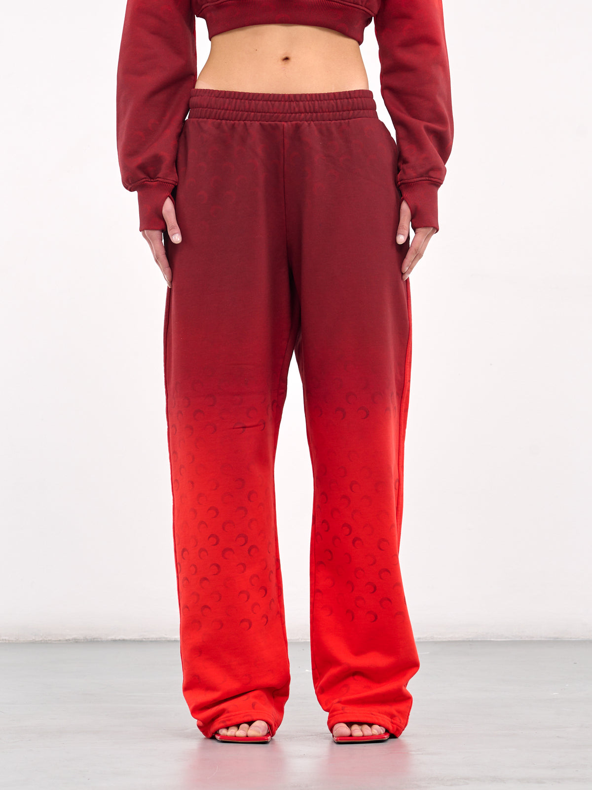 Moon Faded Gradient Sweatpants (UPA052A-CJER0073-RED)