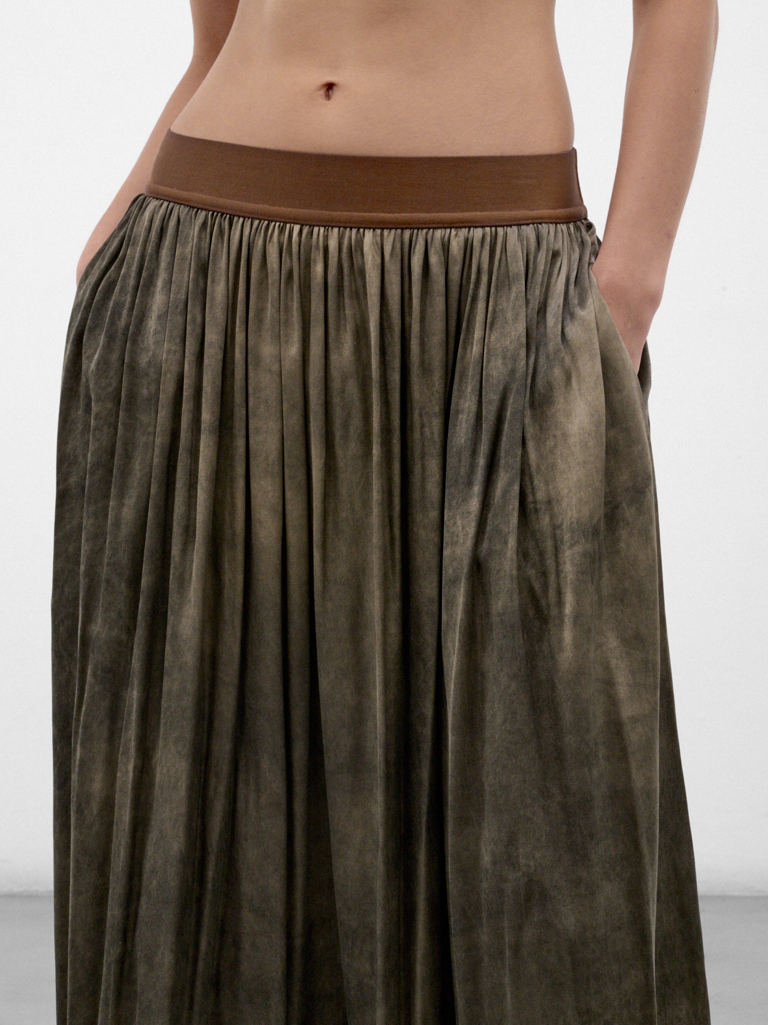 Gray Pleated Midi Skirt (UW2003-GILLIAN-DARK-GREY)