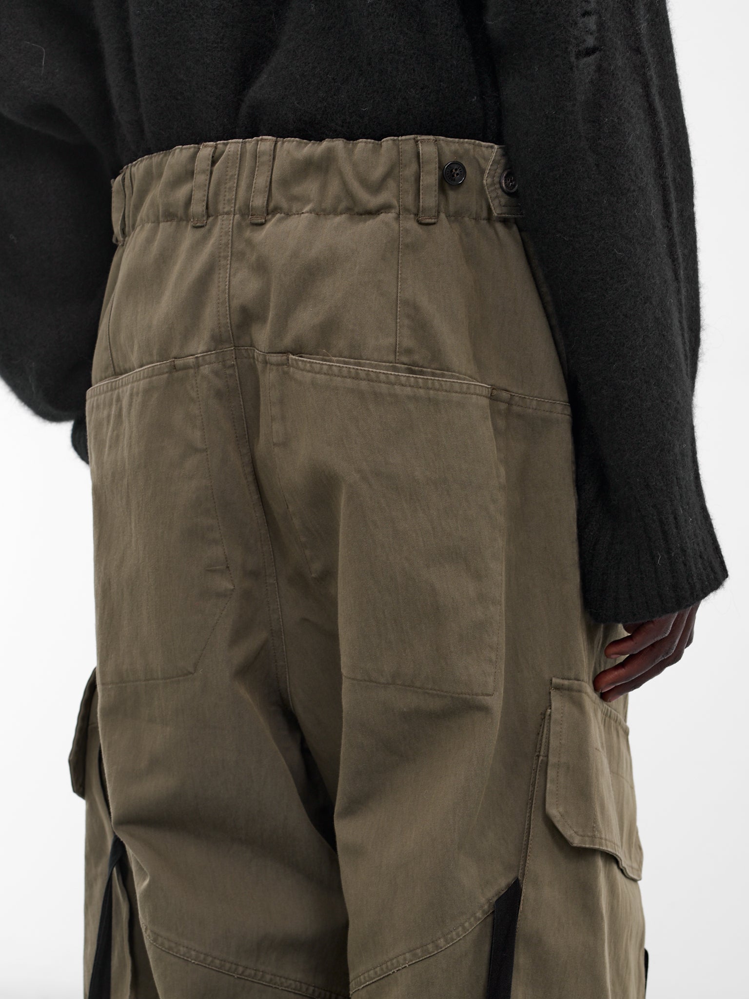 Green Technical Baggy Cargo Pants (UW72F25-MILITARY-GREEN)