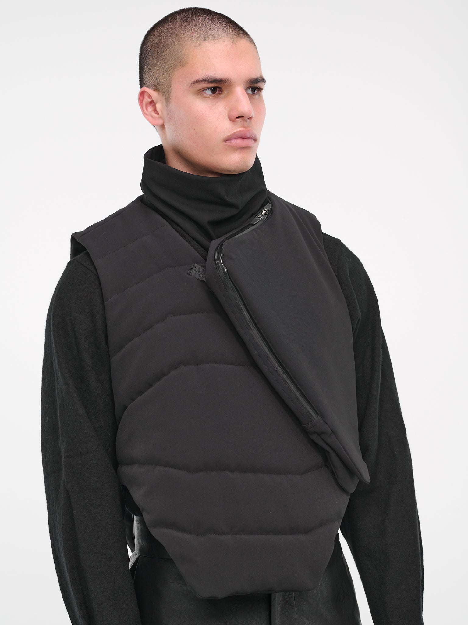 Trigon Vest (V03A-BLACK)