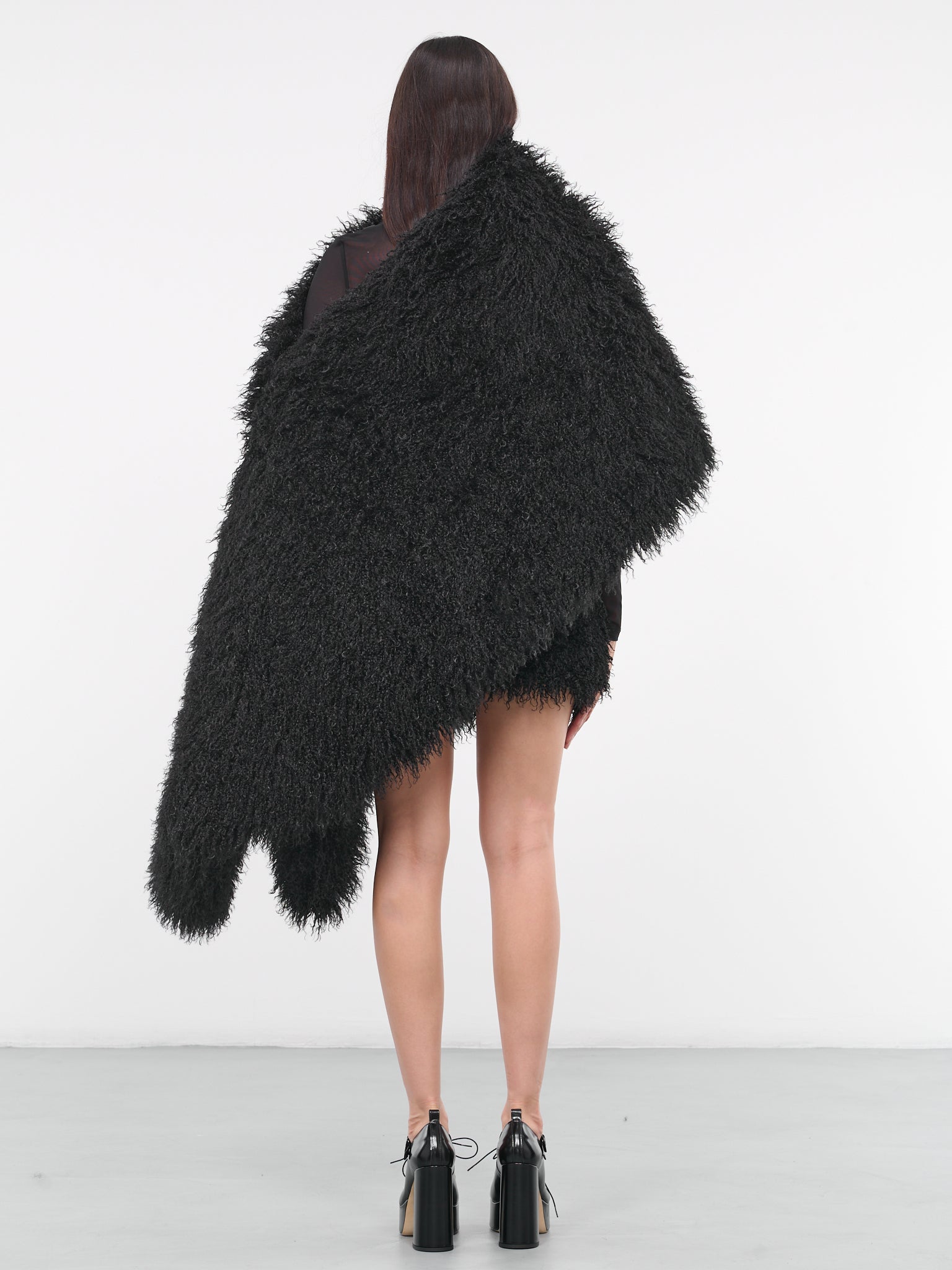 Oversized Shearling Cape (VAQ06K60102-1-BLACK)