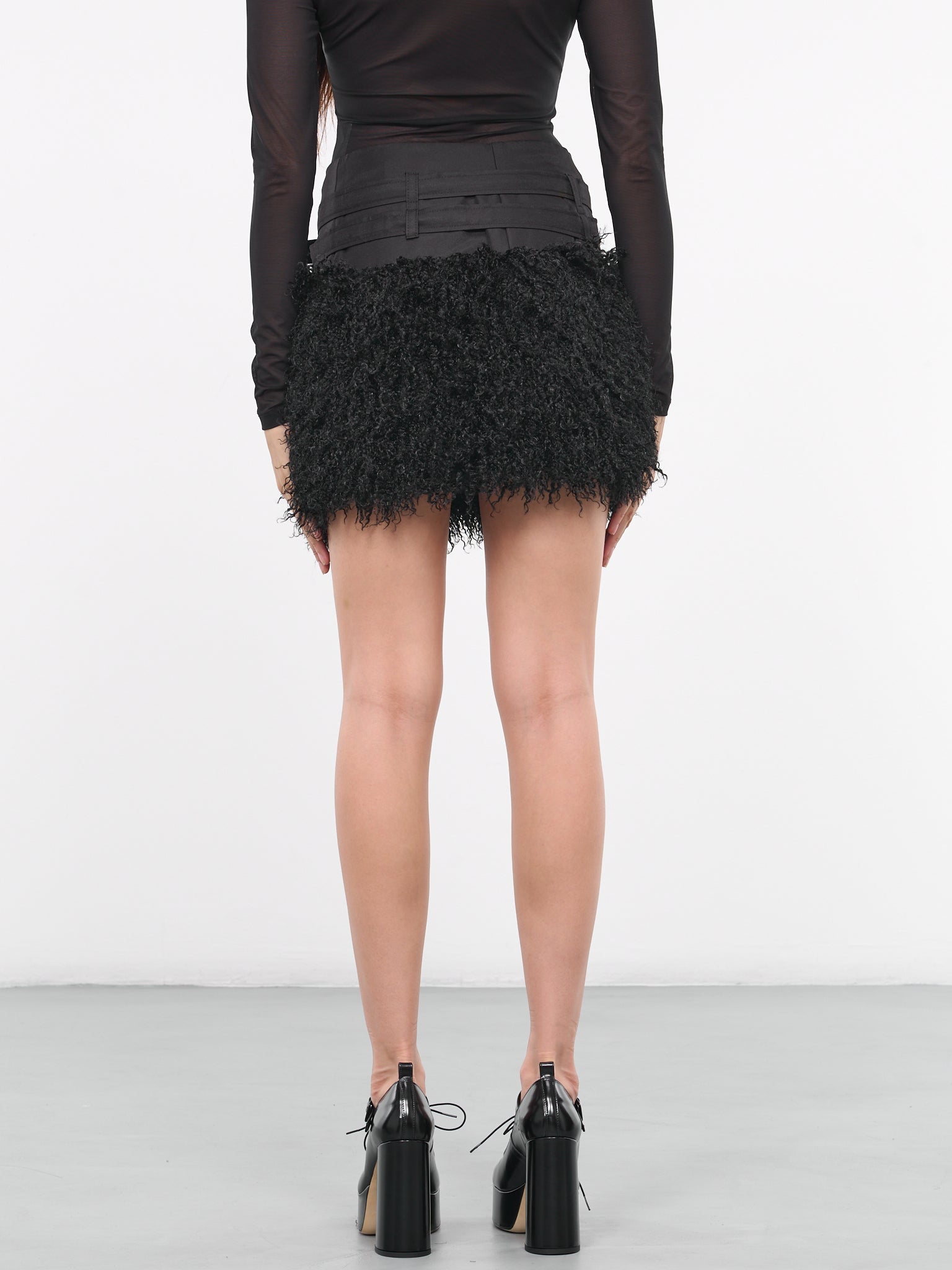 Shearling Mini Skirt (VAQ06S102-1-BLACK)