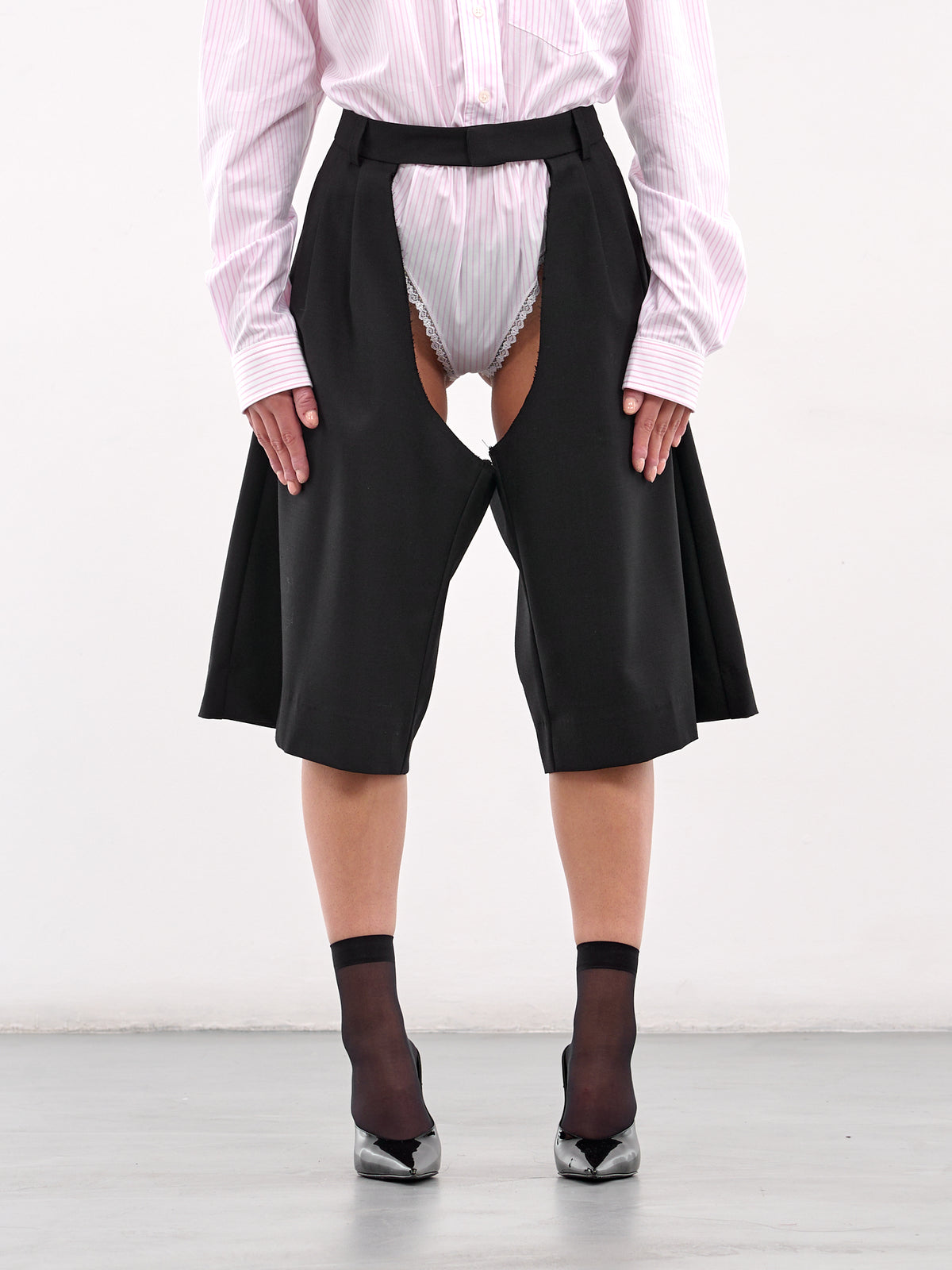 Wide Leg Chaps Shorts (VAQ09P101-BLACK)