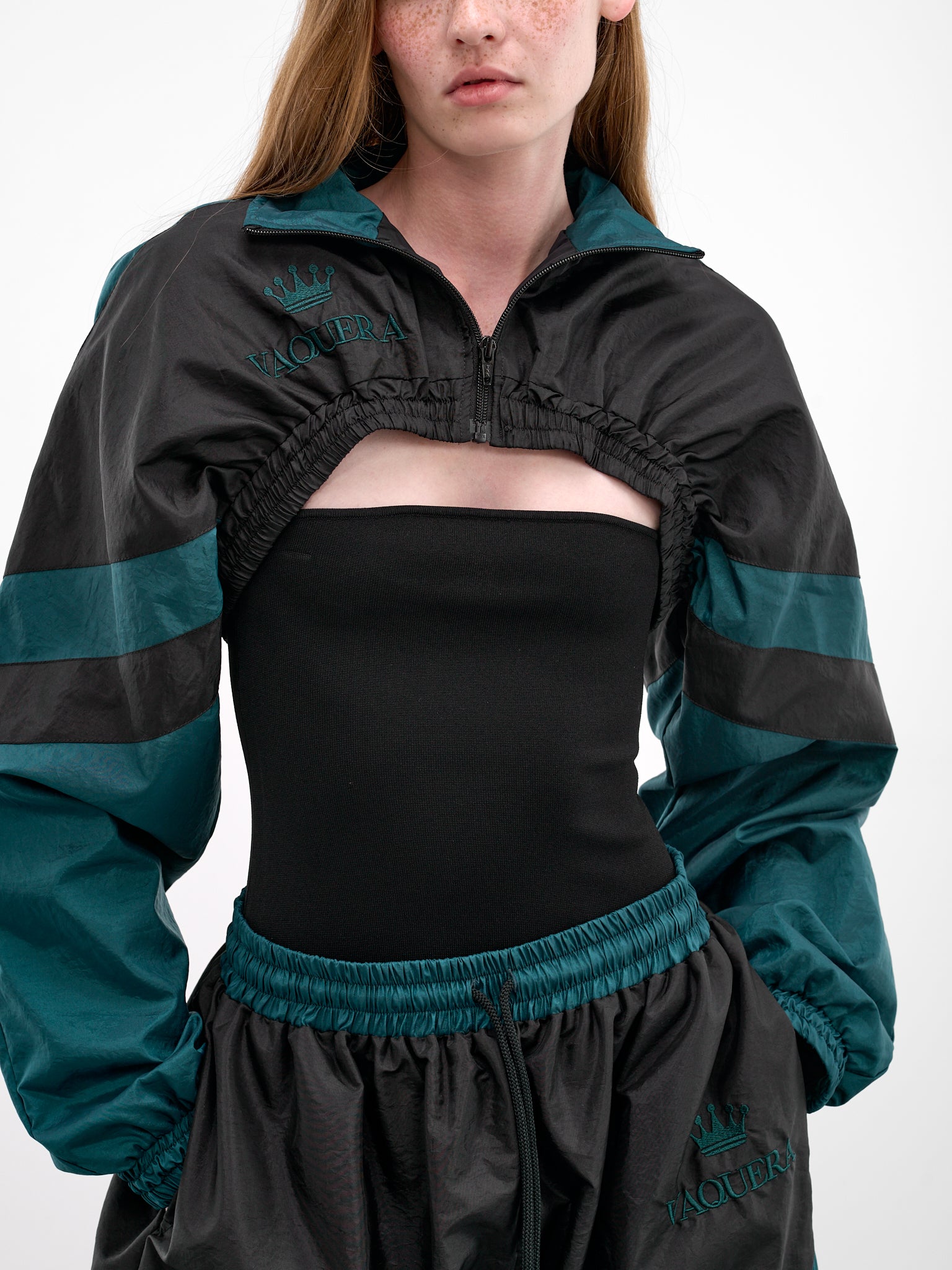 Two-Tone Cropped Windbreaker (VAQ11J009-BLACK-GREEN)