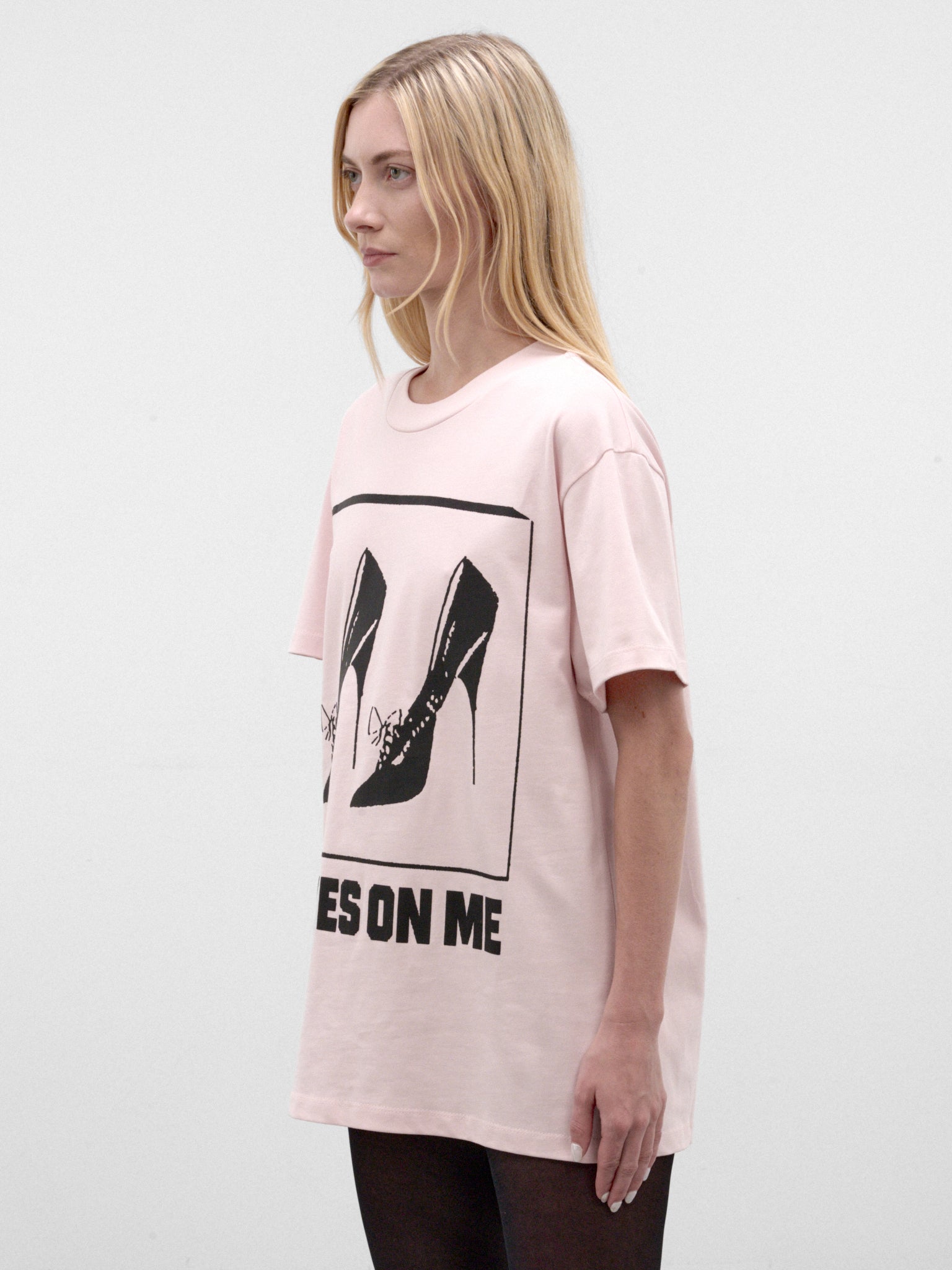 Cotton Eyes On Me Graphic Tee (VAQ12T015-PINK)
