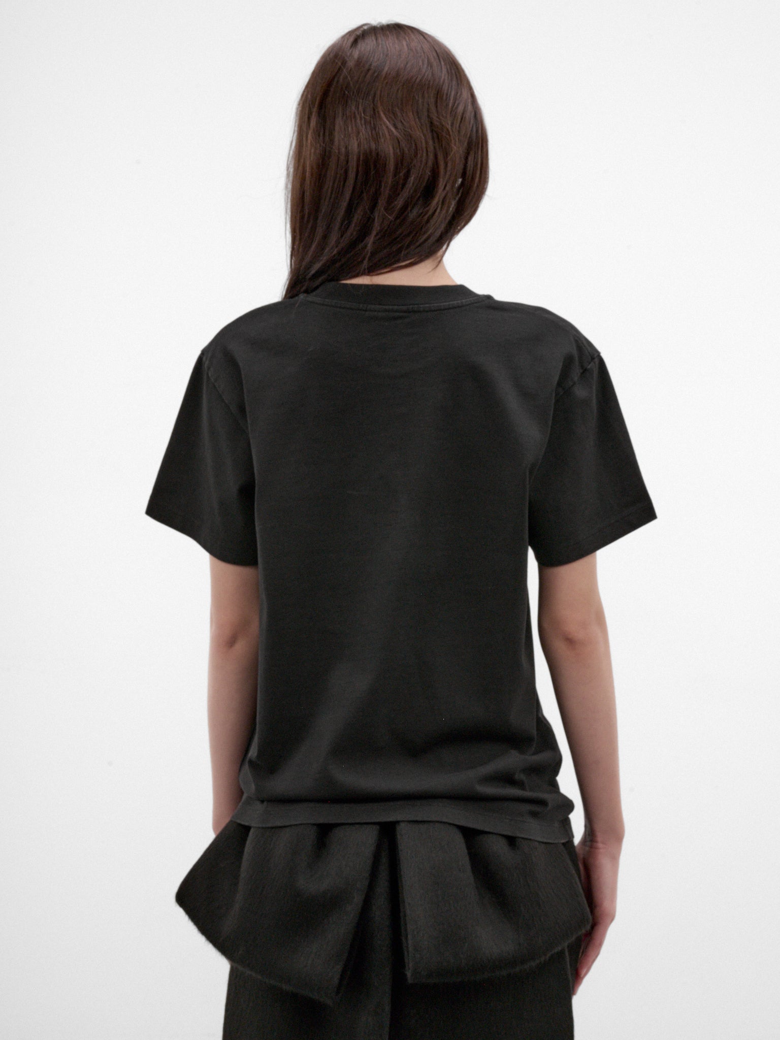 Black Cotton Heels Graphic Tee (VAQ12T020-BLACK)