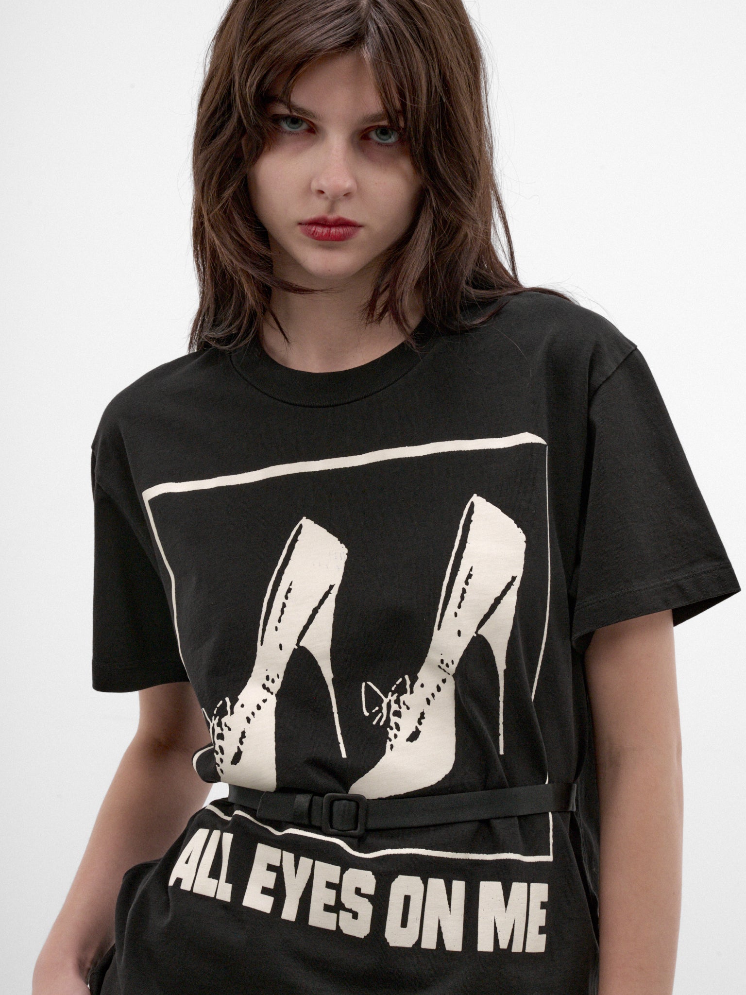 Black Cotton Heels Graphic Tee (VAQ12T020-BLACK)