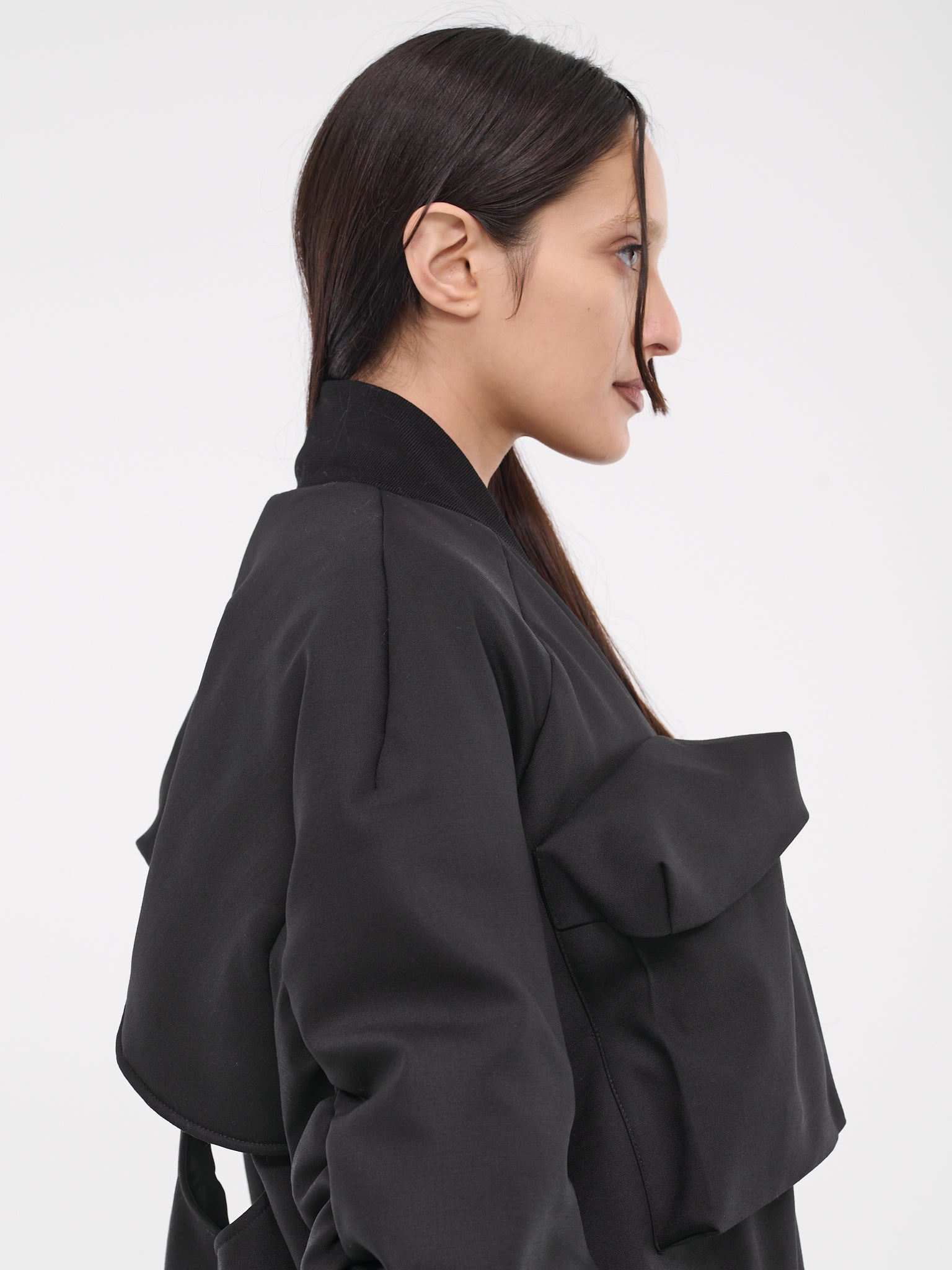 Cut-Out Bomber Jacket (VEWX10004A-VXE024XX-BLACK)