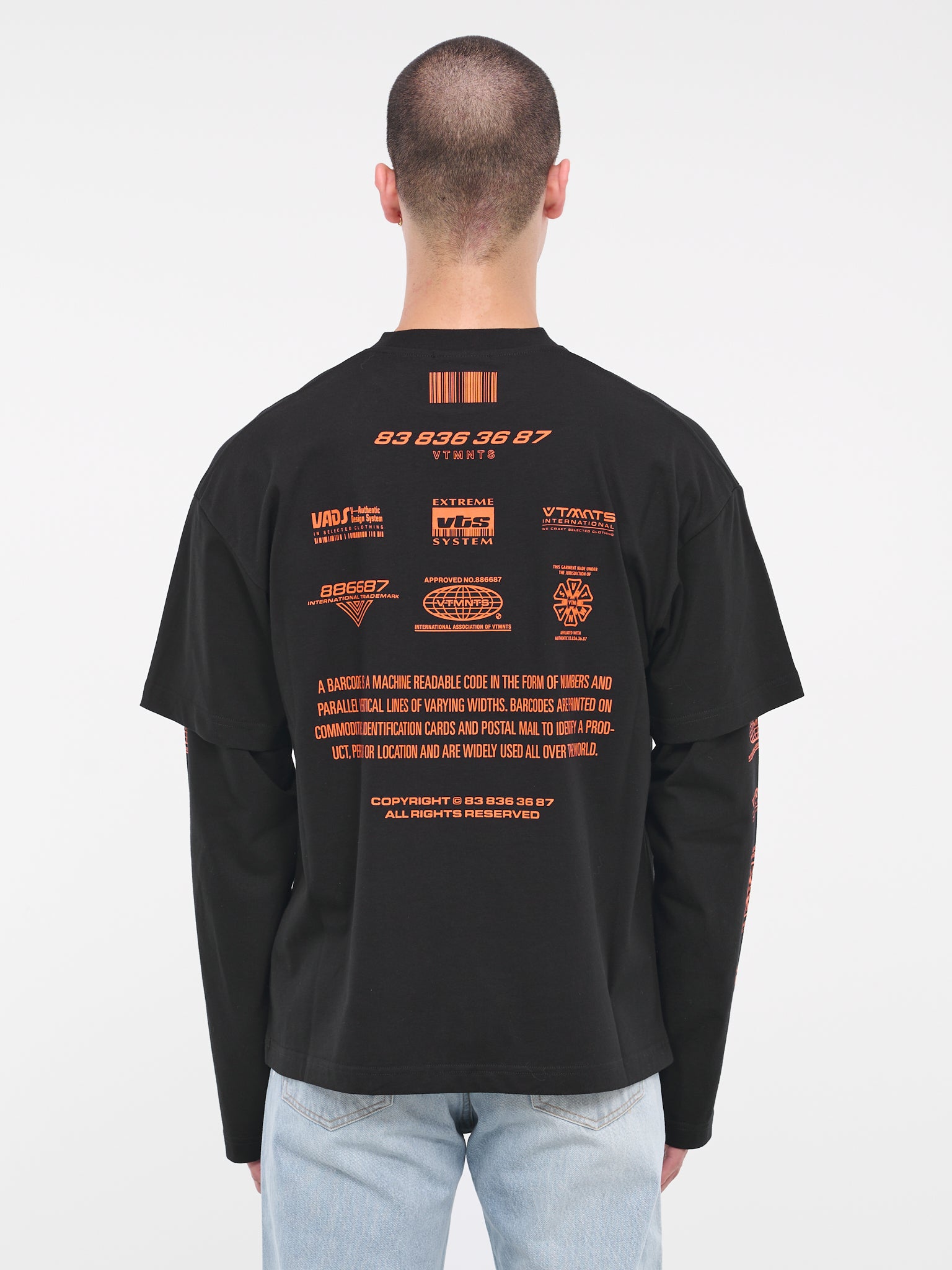 Layered Logo Tee (VL18LS100B-BLACK)