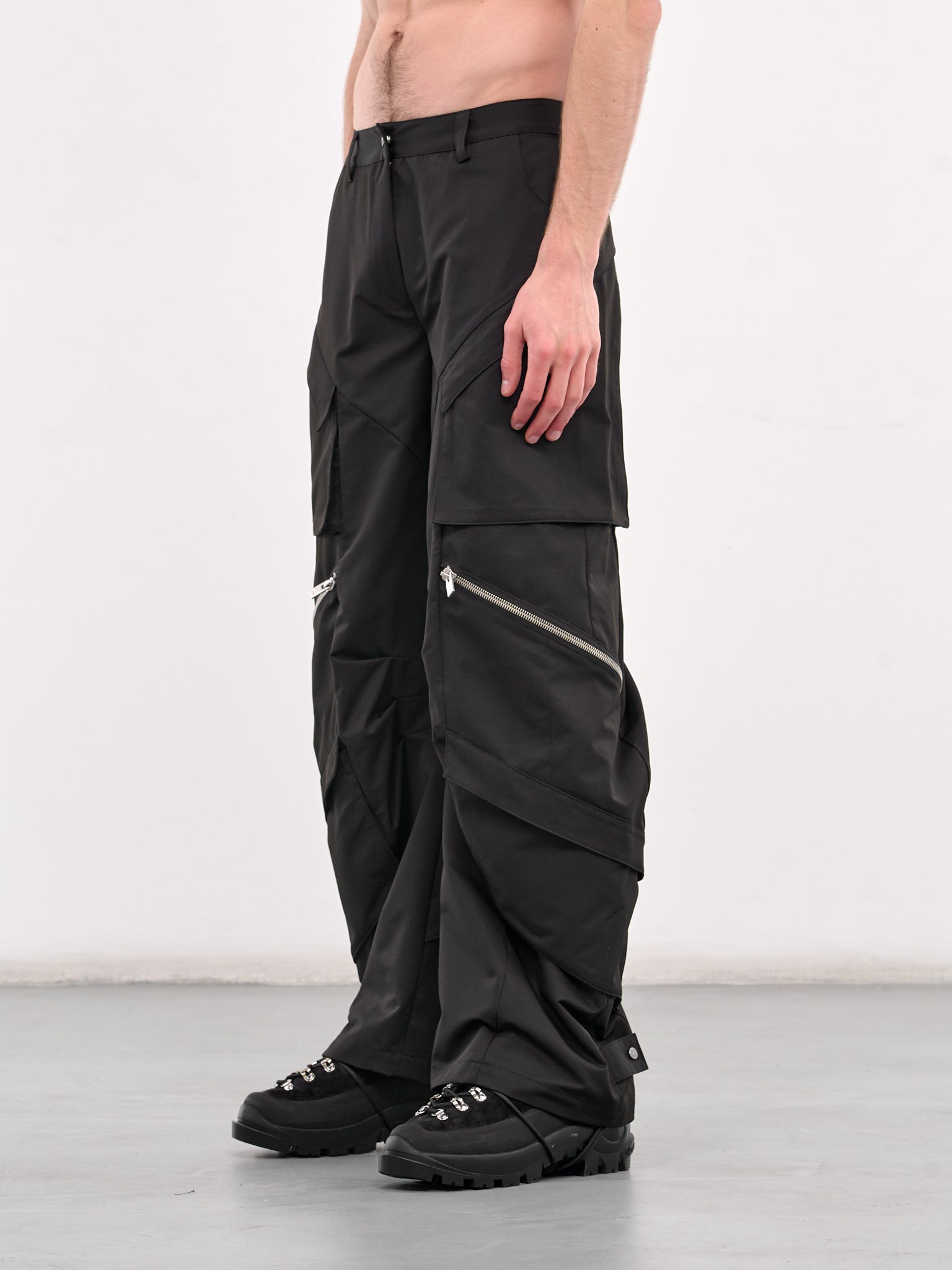 Calyx Cargo Trousers (W-10-149-BLACK)