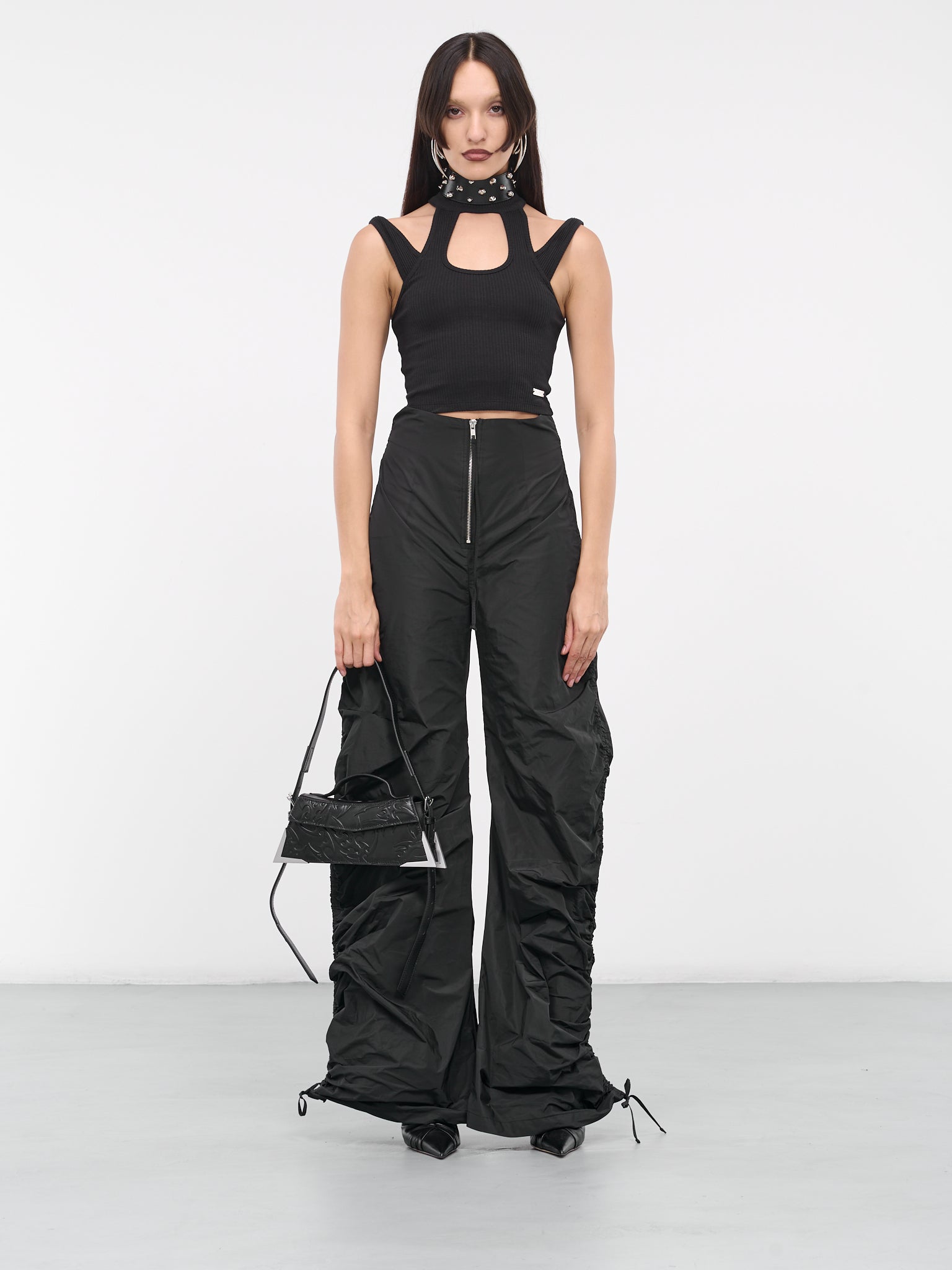 Ribbed Cut-Out Top (W-133193-BLACK)