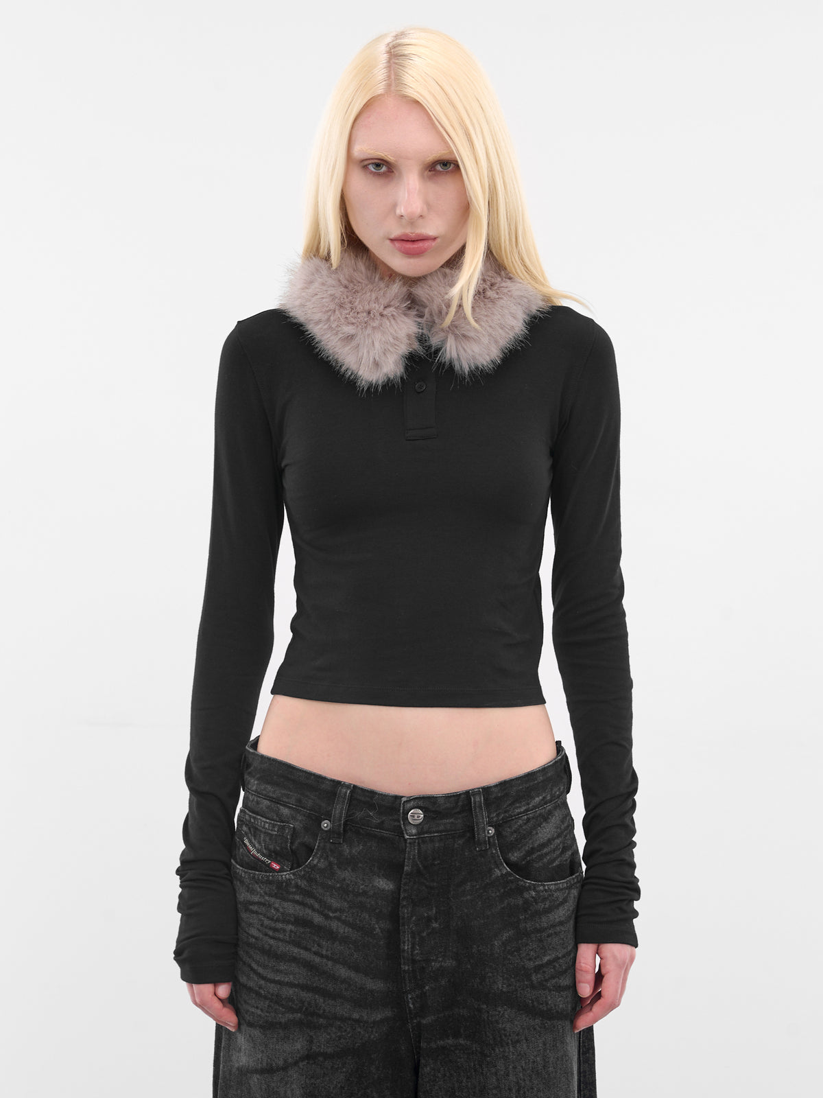 Black Fur Collar Slim Tee (WD-TT3-25-759-WBK-BLACK)