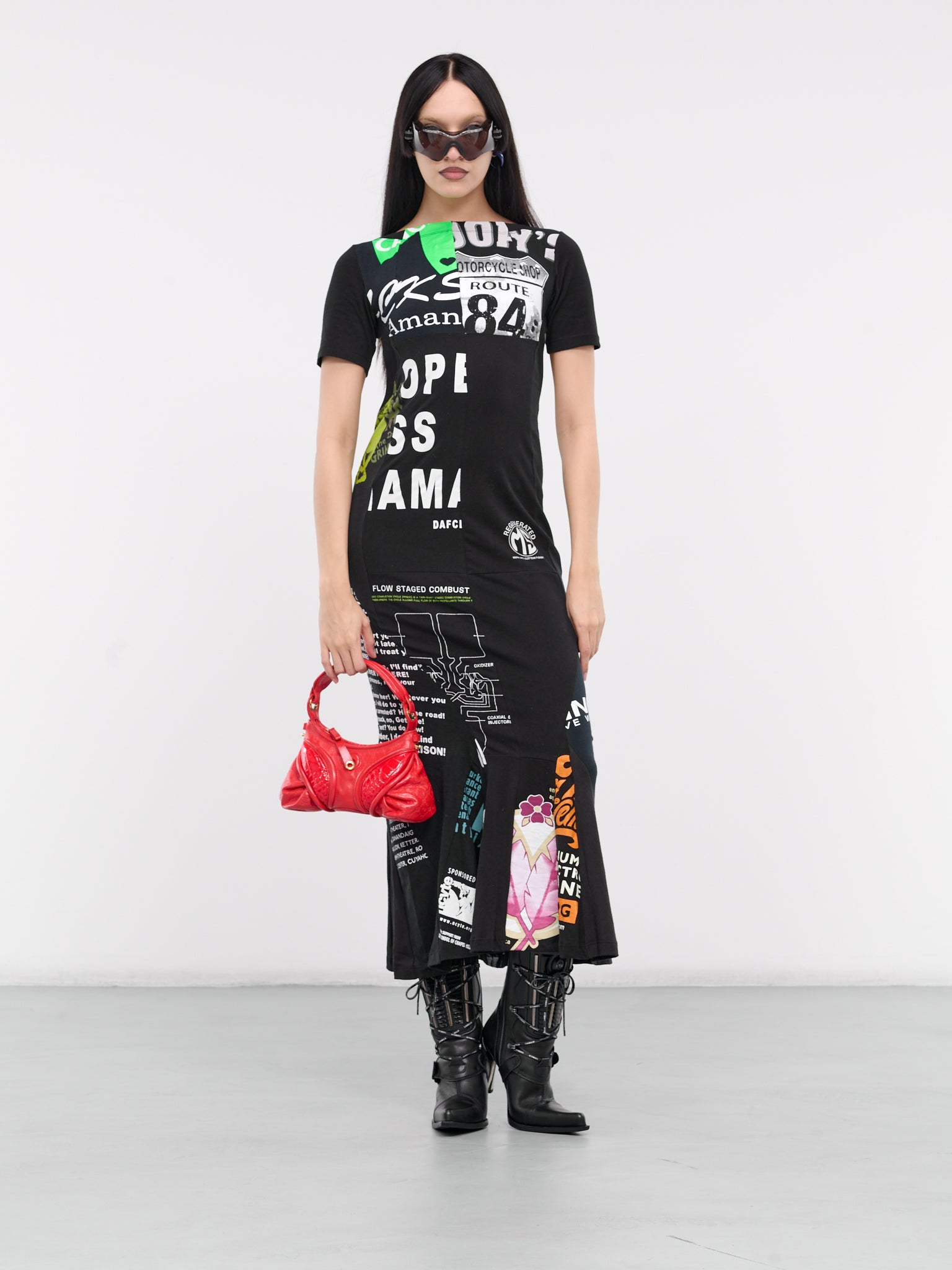 Regenerated Graphic Tee Dress (WDR229-UJER0003-BLACK)