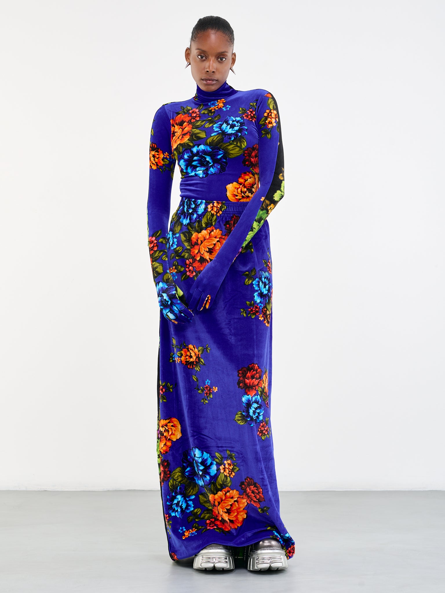 VETEMENTS Velvet Floral Skirt | H.Lorenzo - styled