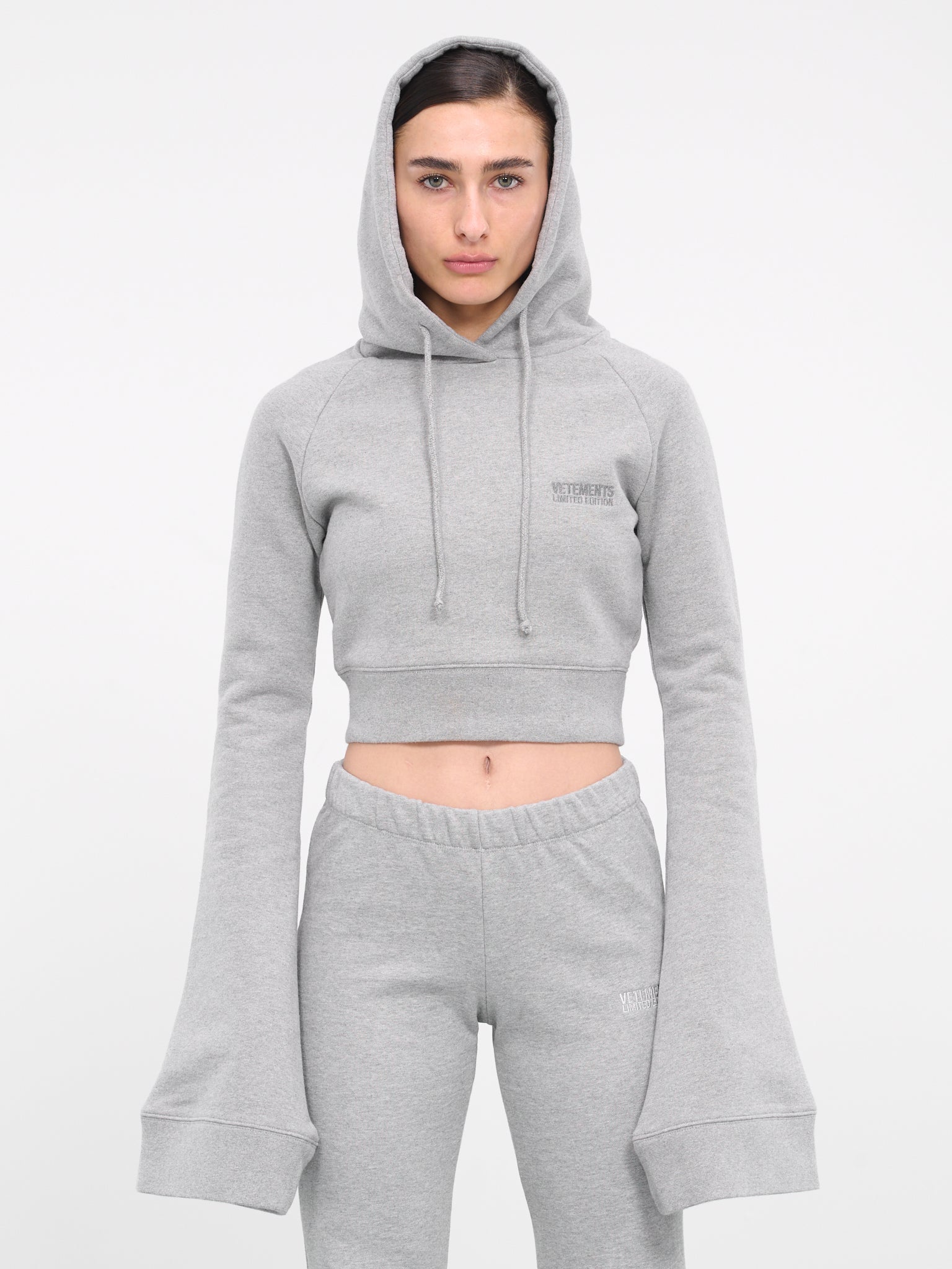 Vetements cropped on sale hoodie