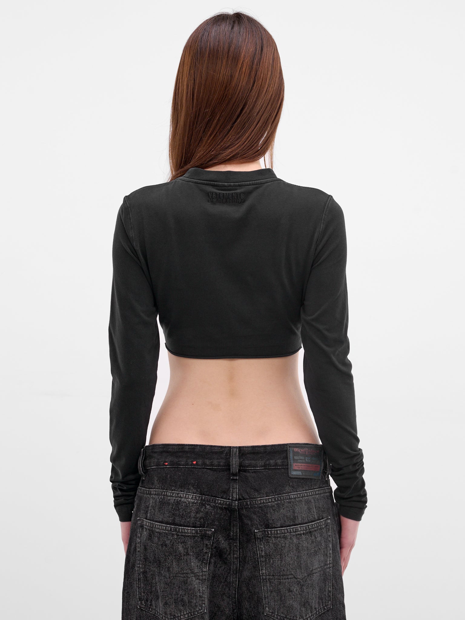 Black Sin Graphic Cropped Tee (WE76LS541B-BLACK)