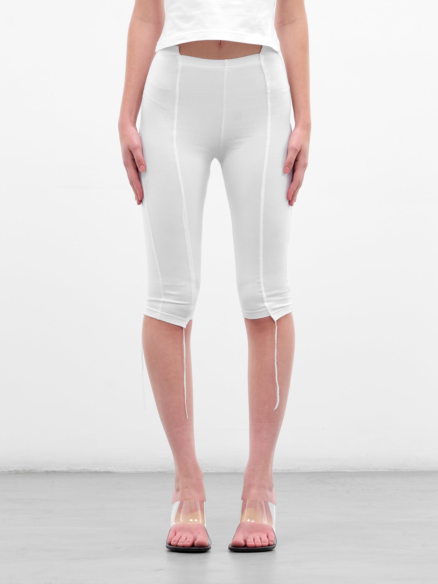 White Cut-Up Cropped Capri Pants (WE76SP515W-WHITE)